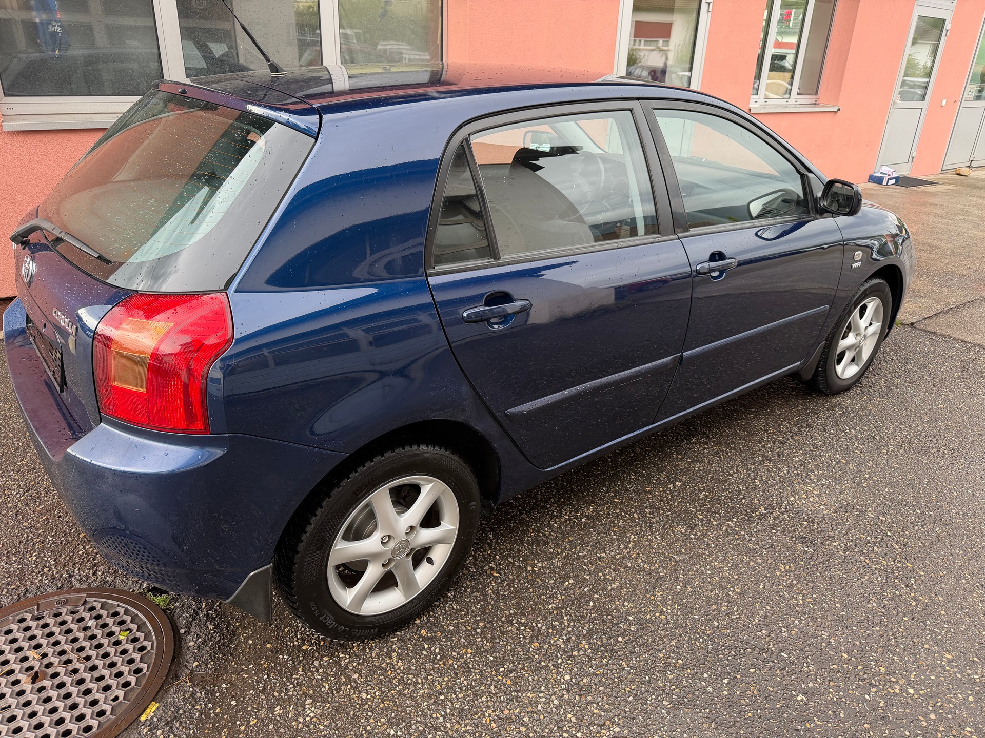 TOYOTA Corolla 1.6 Linea Sol-image-3