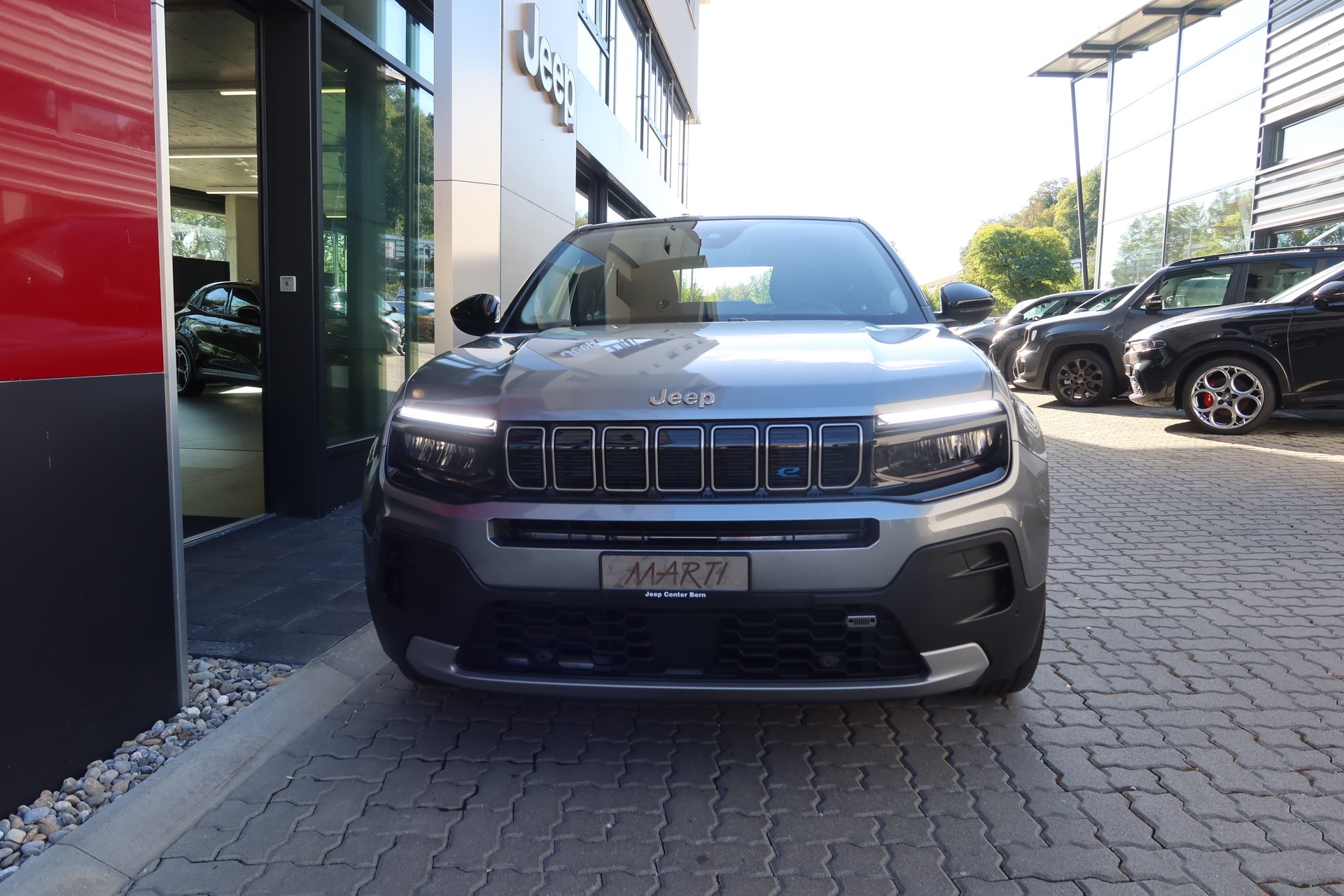 JEEP Avenger 54kWh Altitude P-image-2
