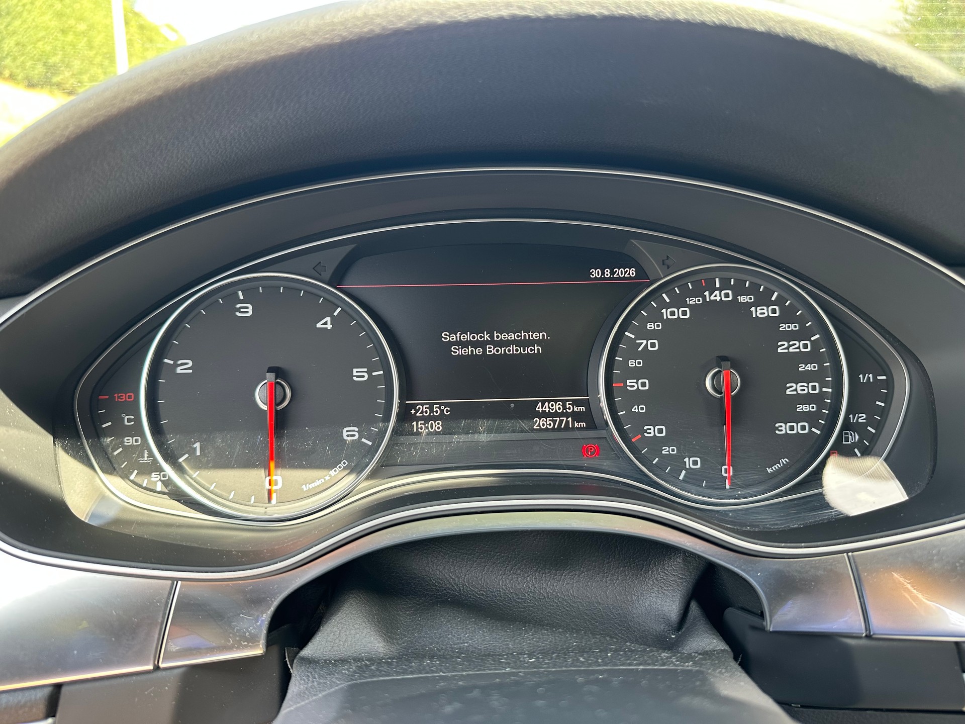 AUDI 3.0 V6 TDI quattro S-Tronic-image-6
