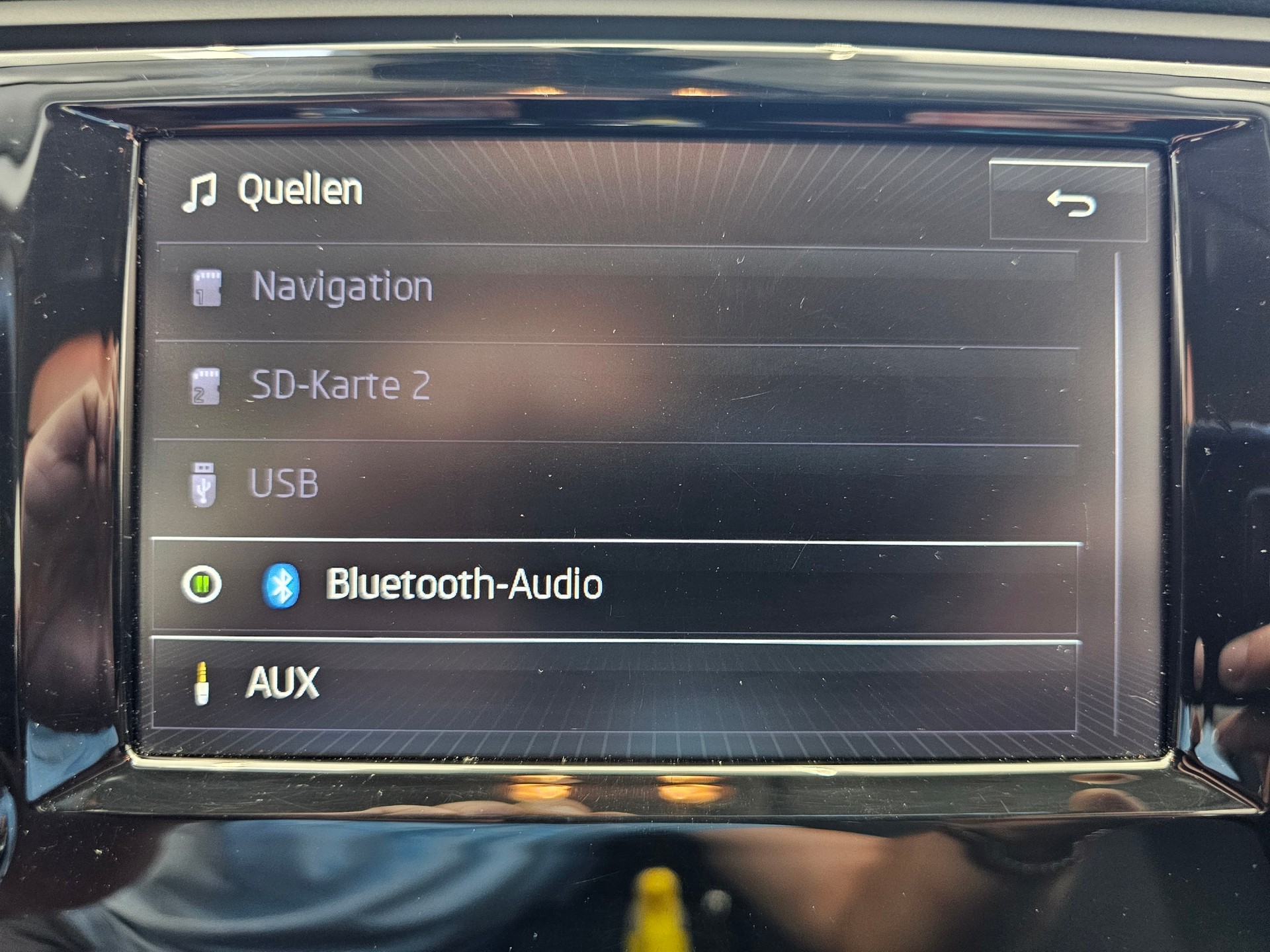 SKODA Octavia Combi 1.6 TDI Ambition DSG-image-17