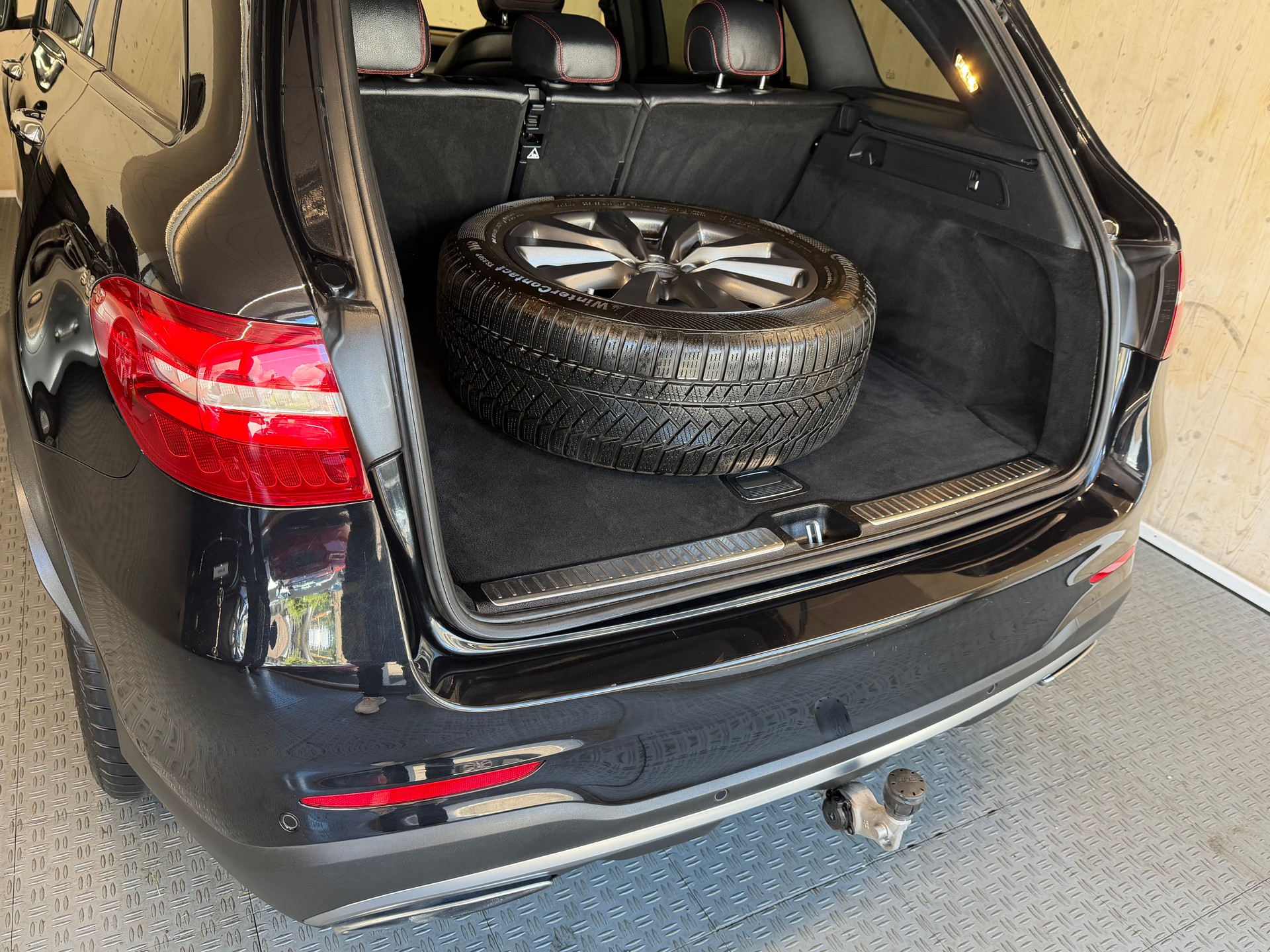 MERCEDES-BENZ GLC 43 AMG 4Matic 9G-Tronic-image-14