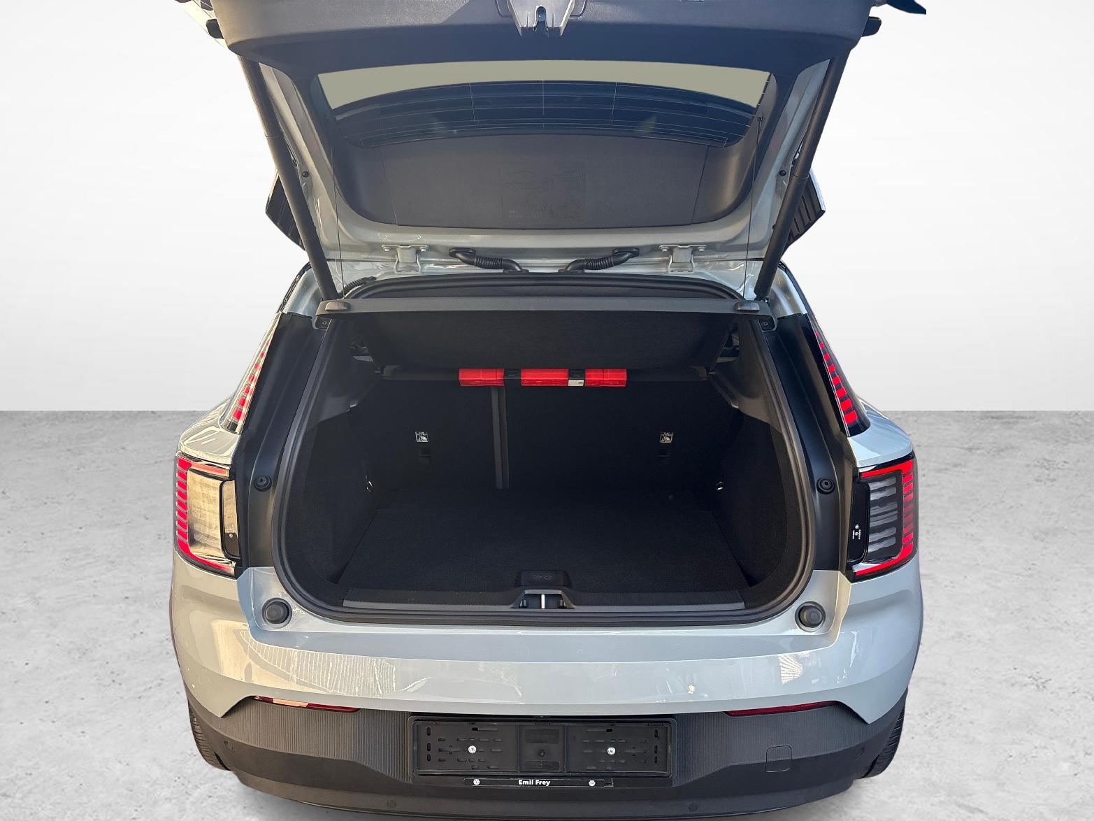 VOLVO EX30 E60 Twin Ultra Performance AWD-image-11