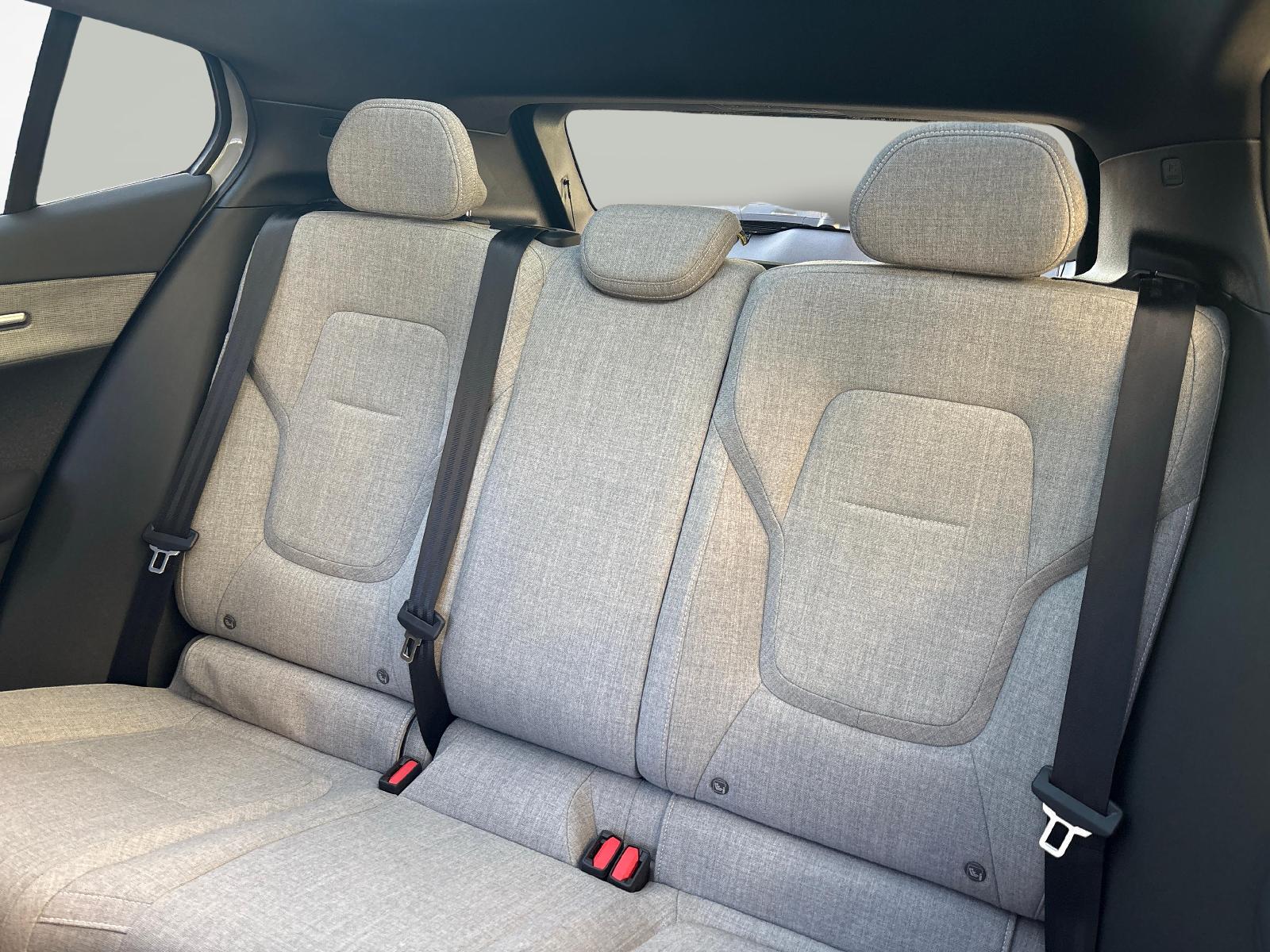 VOLVO EX30 E60 Twin Ultra Performance AWD-image-10