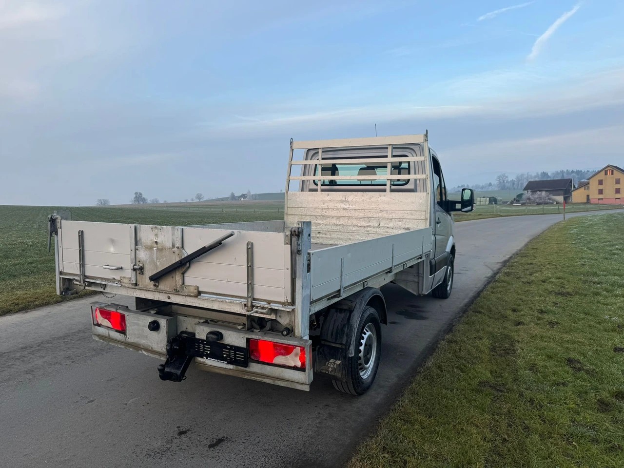 VW Crafter 35 2.0 TDI CR KIPPER mit 3.5T Anhängelast-image-4