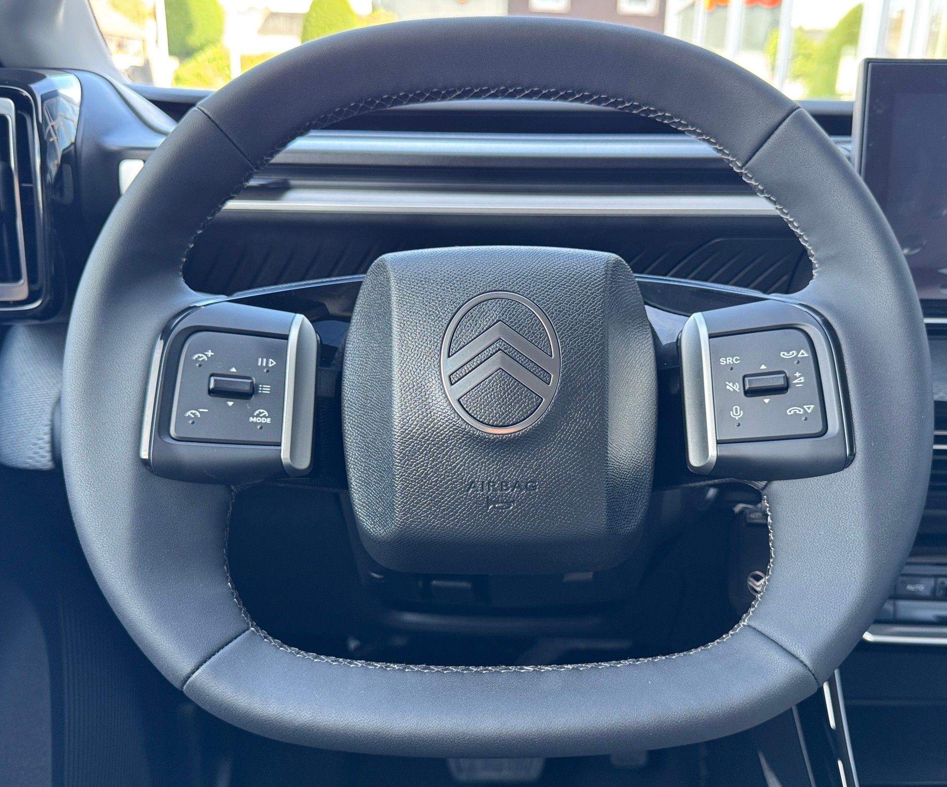 CITROEN e-C3 44kWh Max-image-18