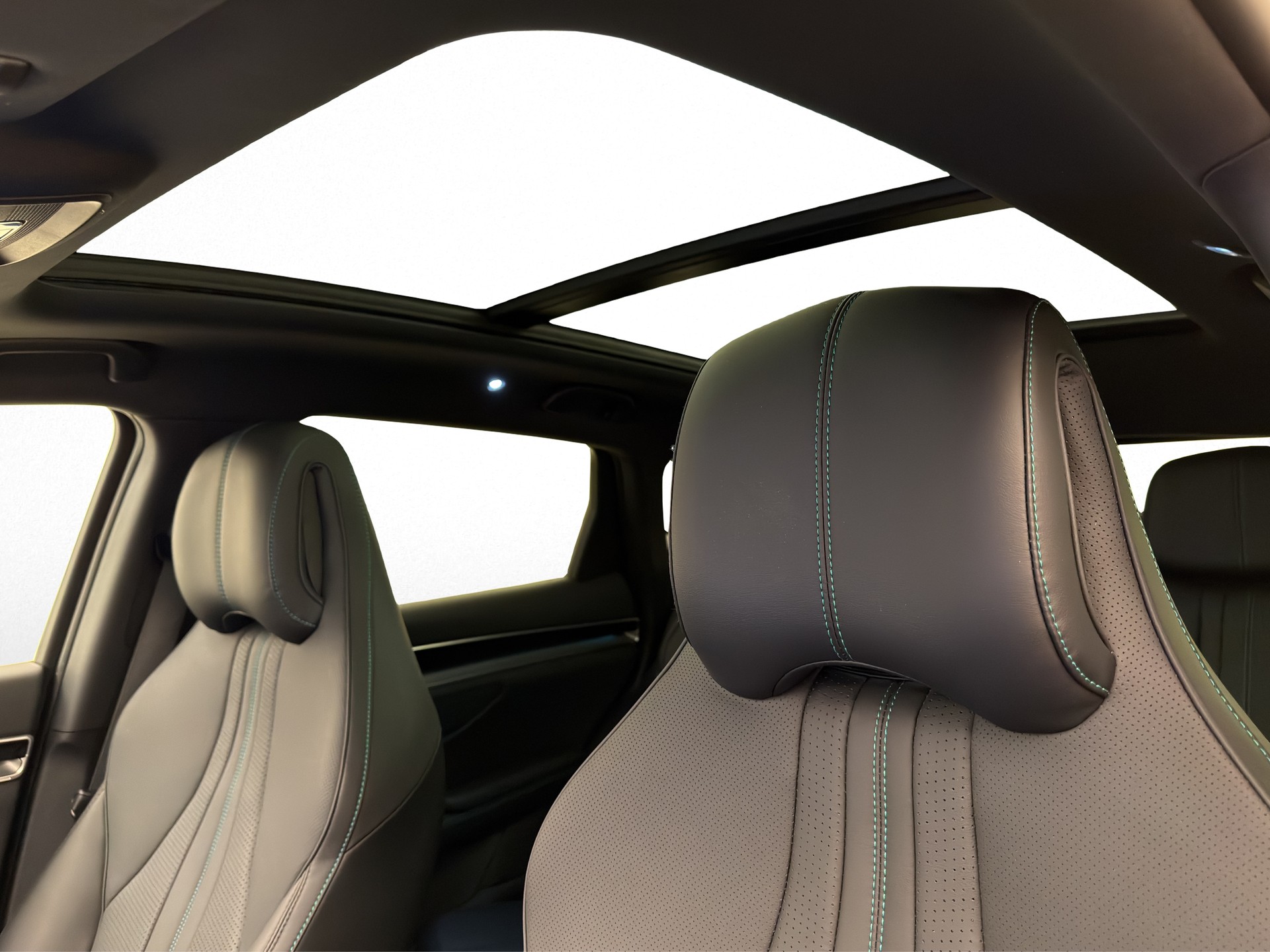 BYD Seal U DM-i Design AWD-image-14