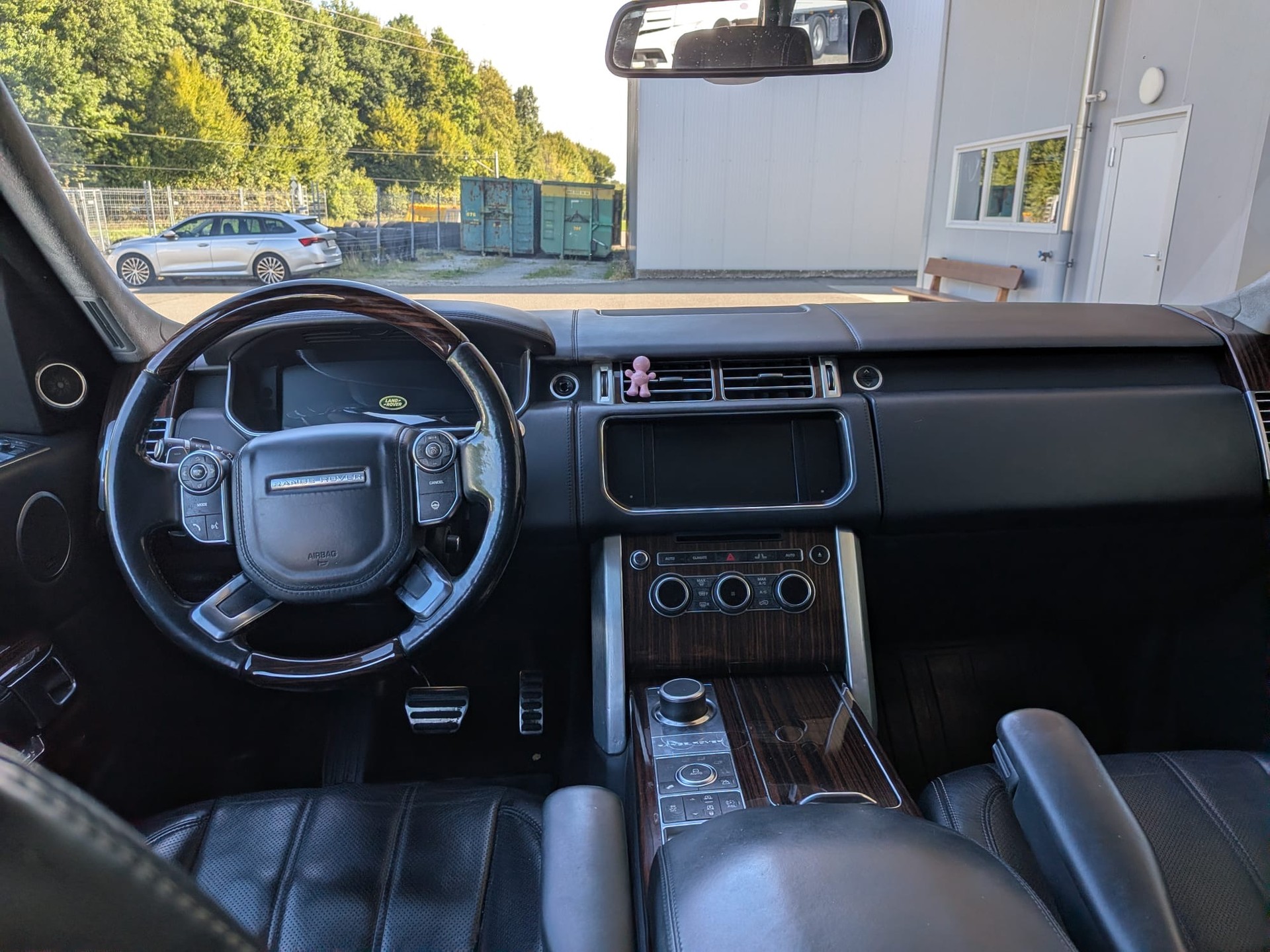 LAND ROVER Range Rover 4.4 SDV8 Autobiography Automatic-image-8