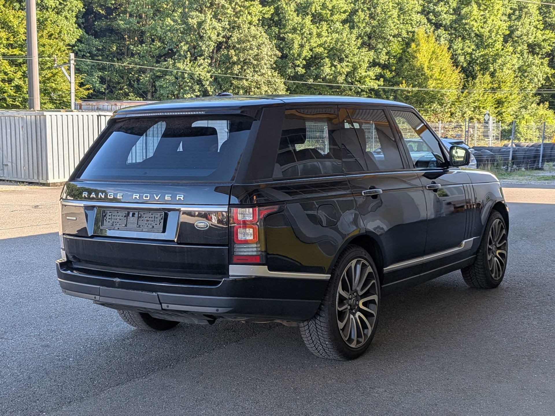 LAND ROVER Range Rover 4.4 SDV8 Autobiography Automatic-image-3