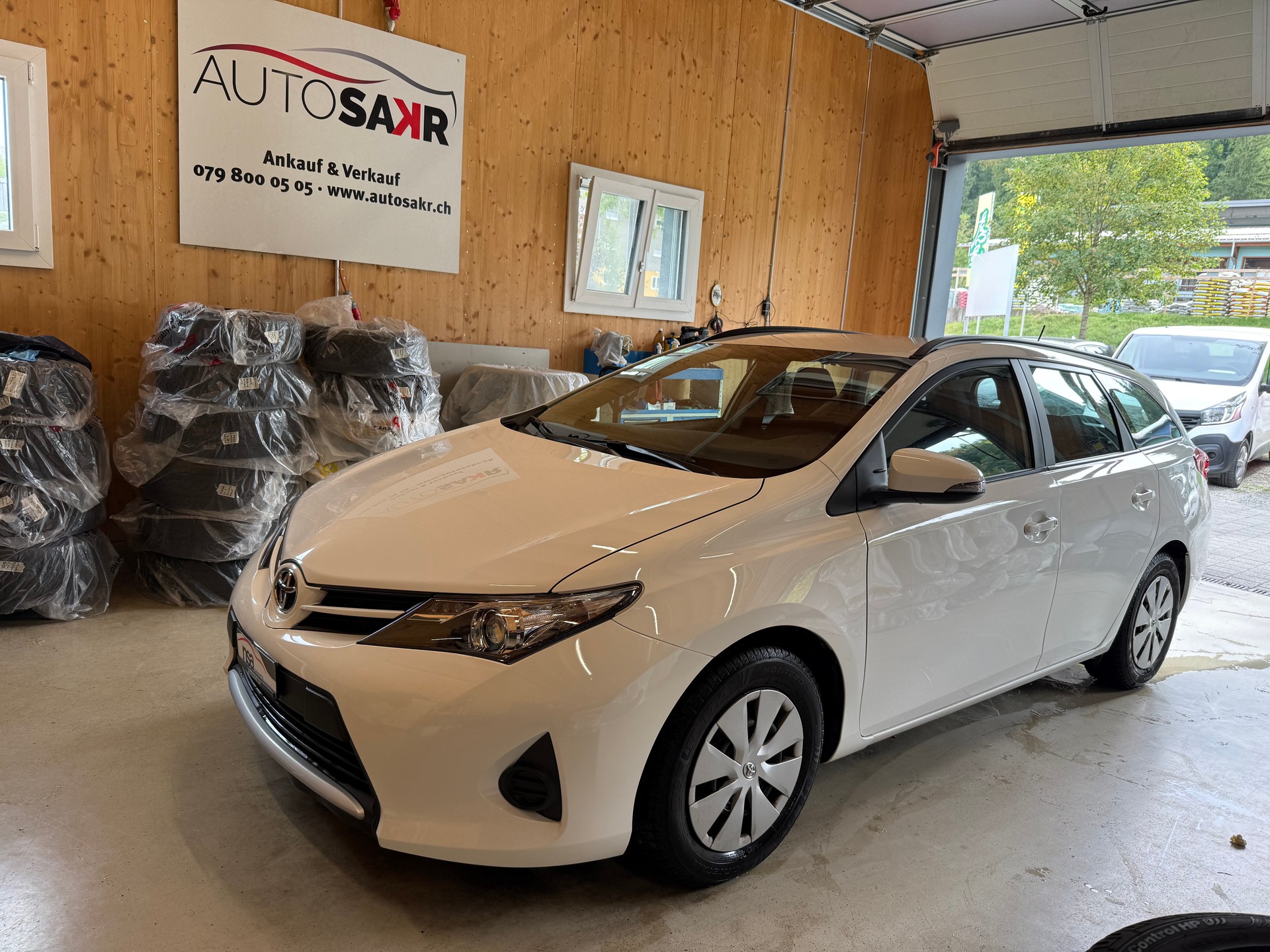 TOYOTA Auris Touring Sports 1.6 Terra