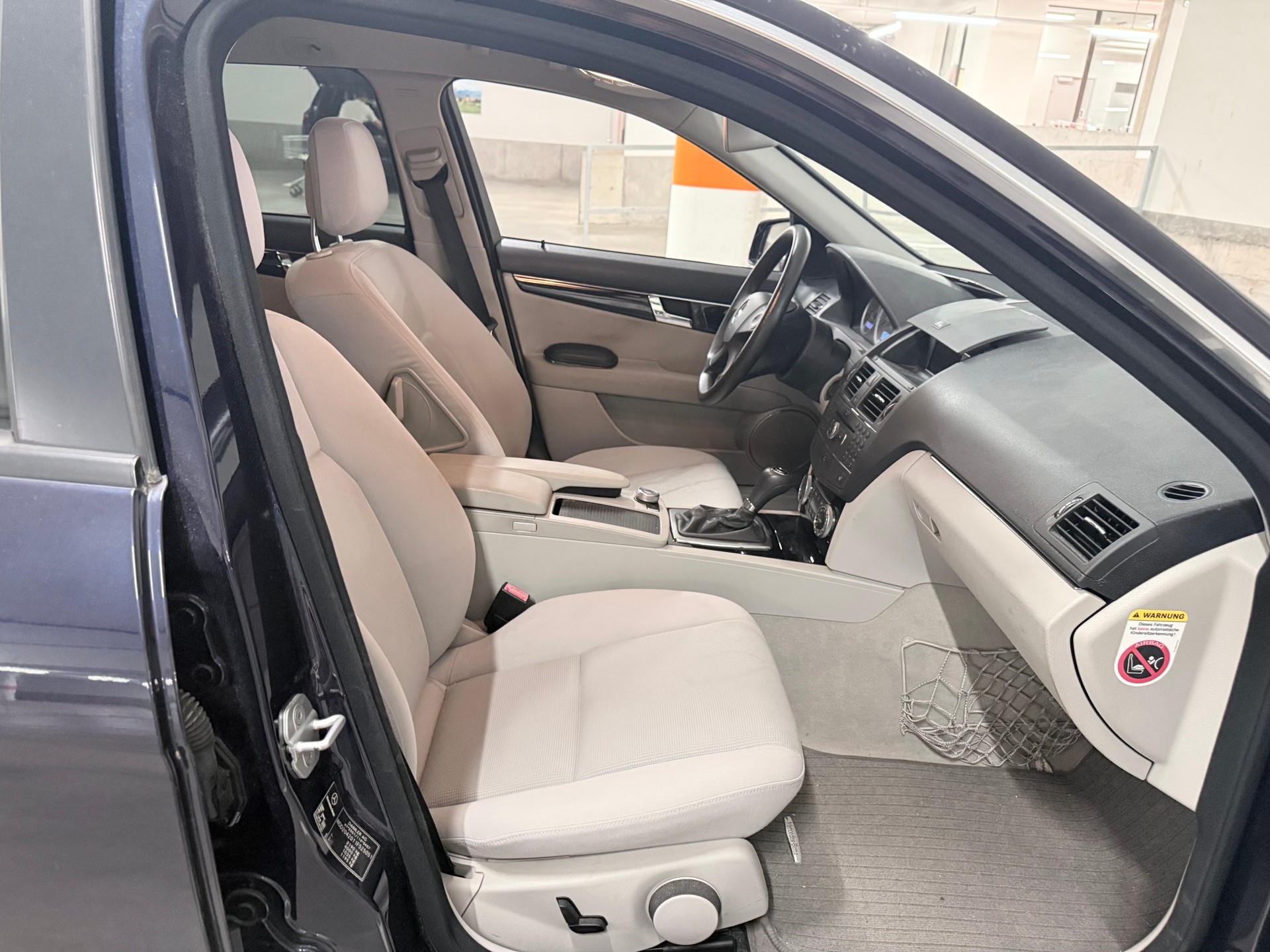 MERCEDES-BENZ C 200 CDI BlueEfficiency My Star Automatic-image-10