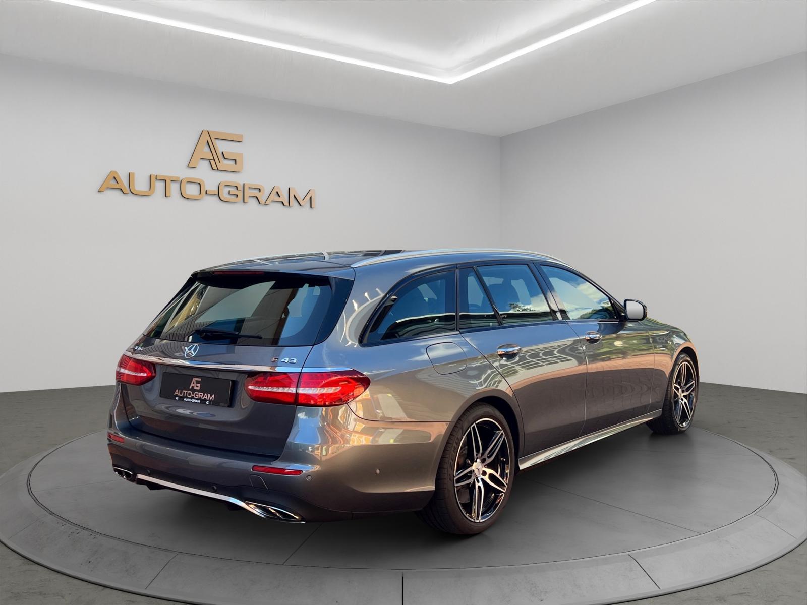 MERCEDES-BENZ E 43 AMG 4 Matic 9G-Tronic-image-4