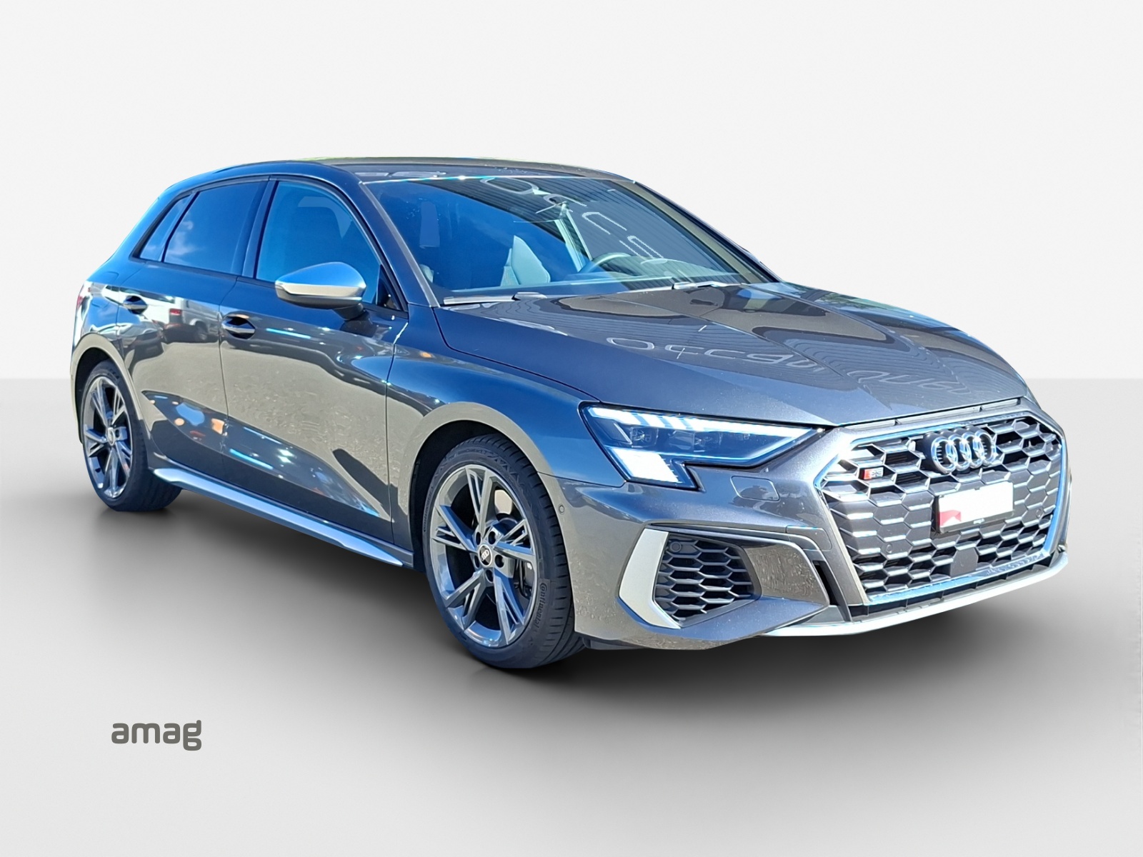 AUDI S3 Sportback 2.0 TFSI quattro S-tronic-image-5