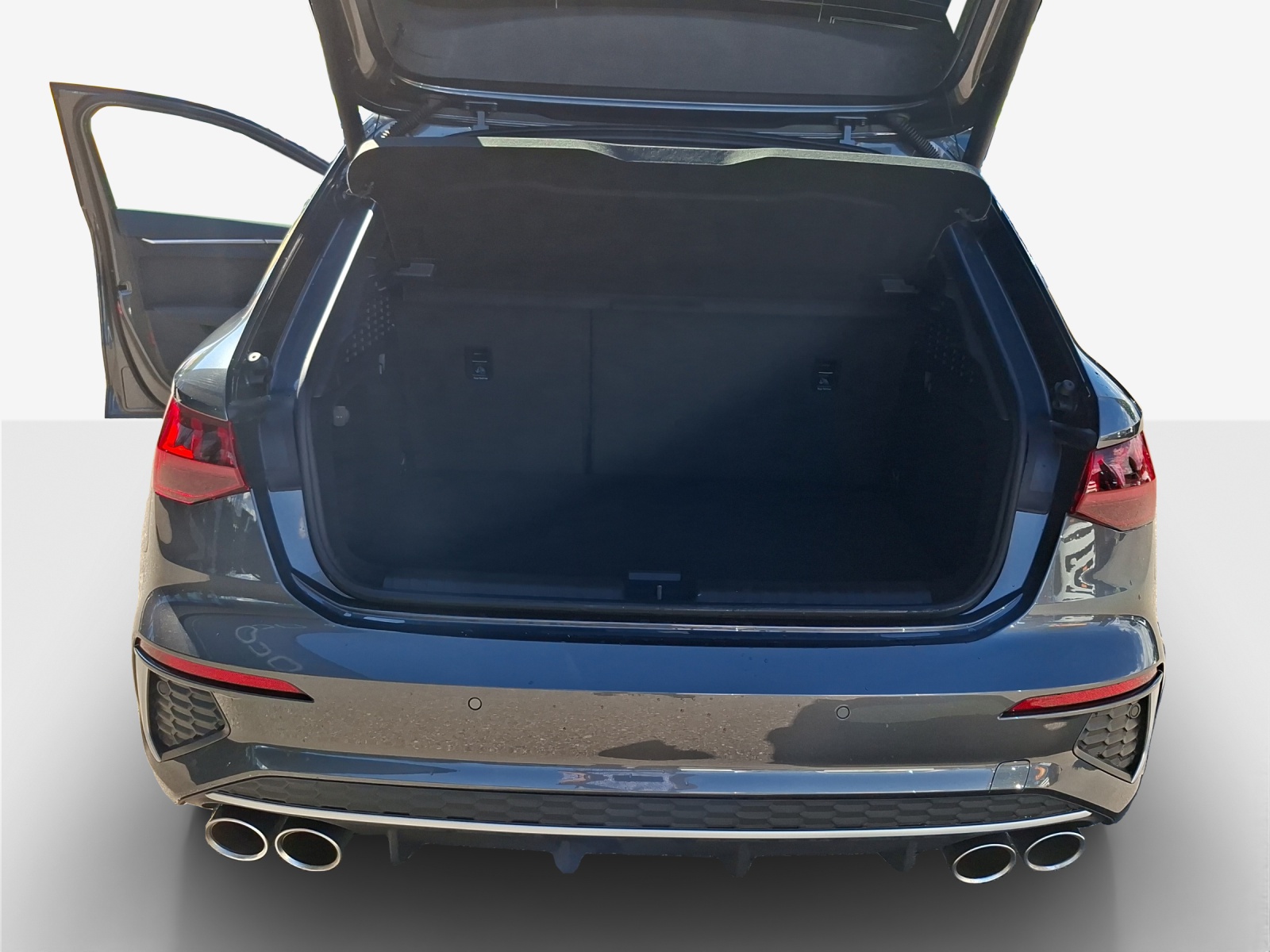 AUDI S3 Sportback 2.0 TFSI quattro S-tronic-image-12