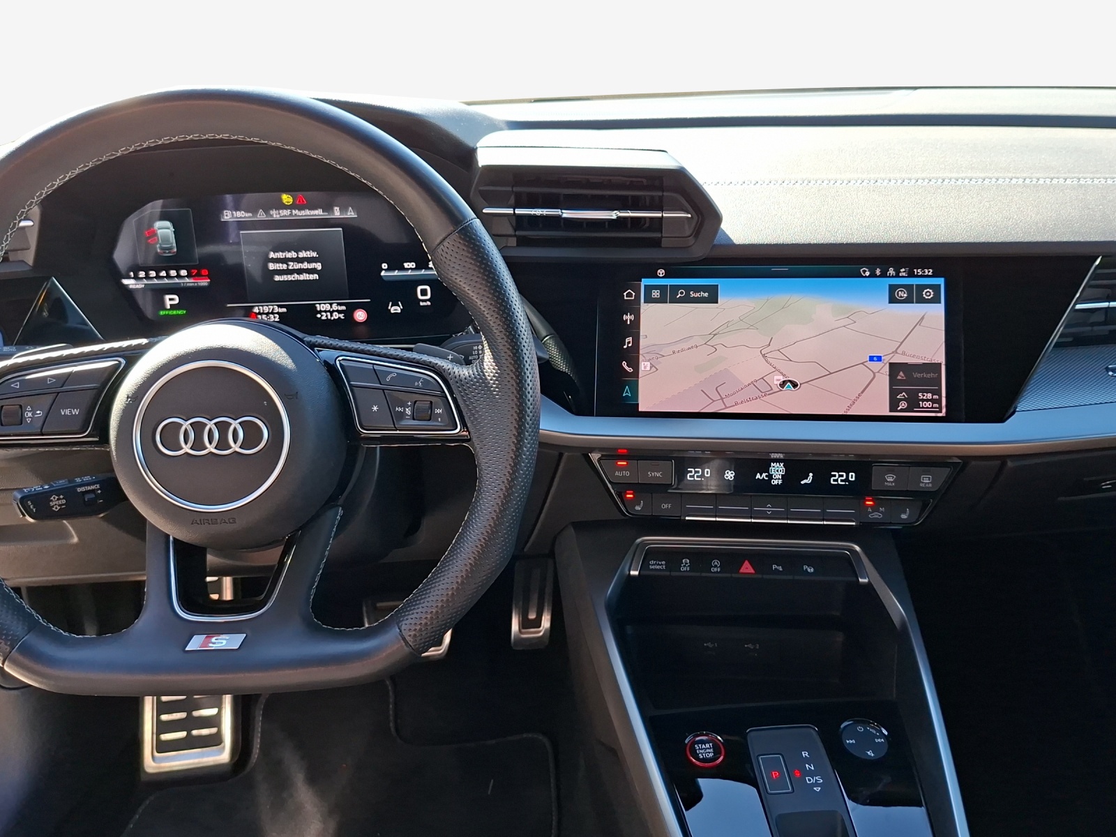 AUDI S3 Sportback 2.0 TFSI quattro S-tronic-image-8