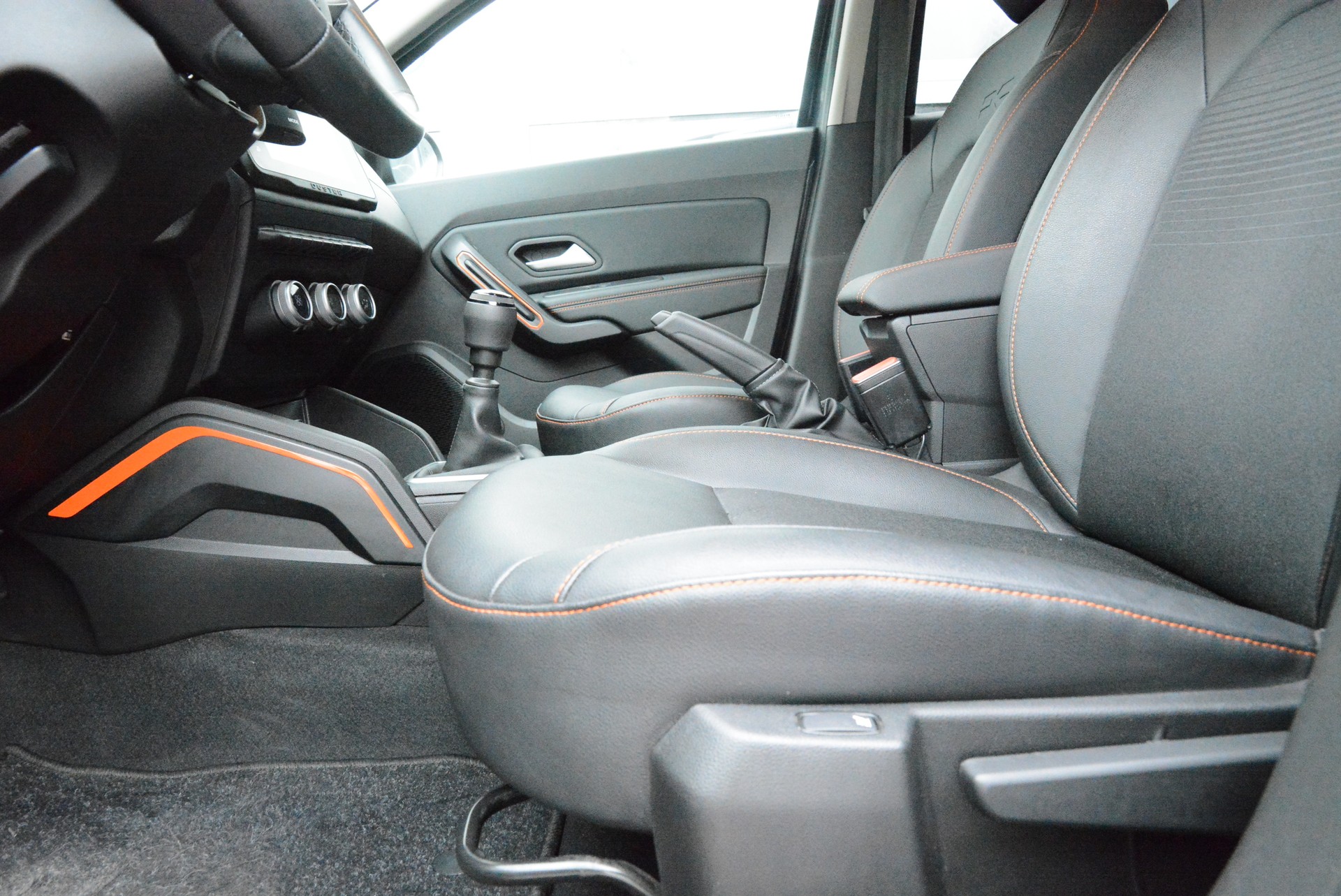 DACIA Duster TCe 150 Extreme 4x4-image-15