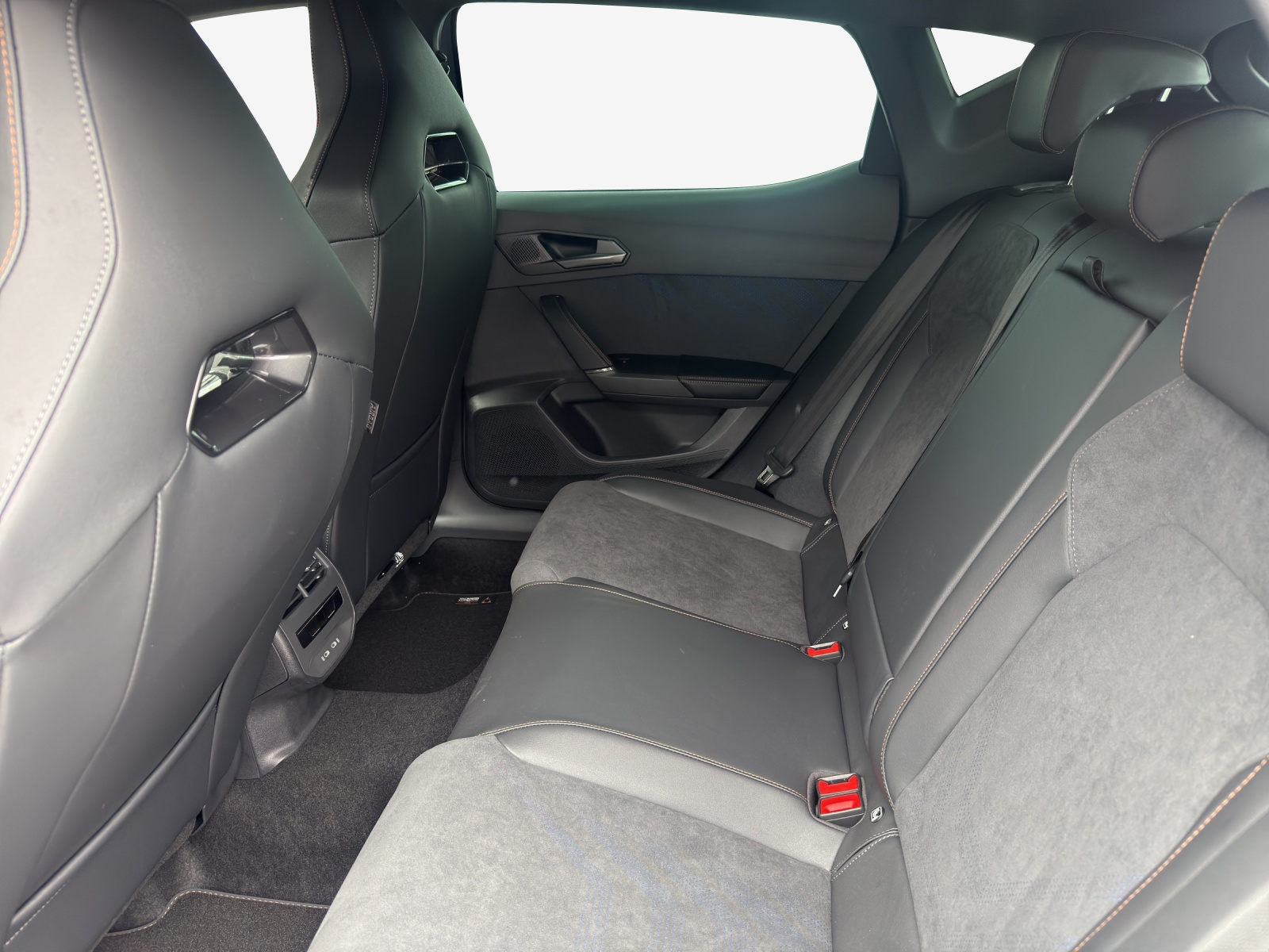 CUPRA LEON 1.5 TSI Prime Edition DSG-image-11