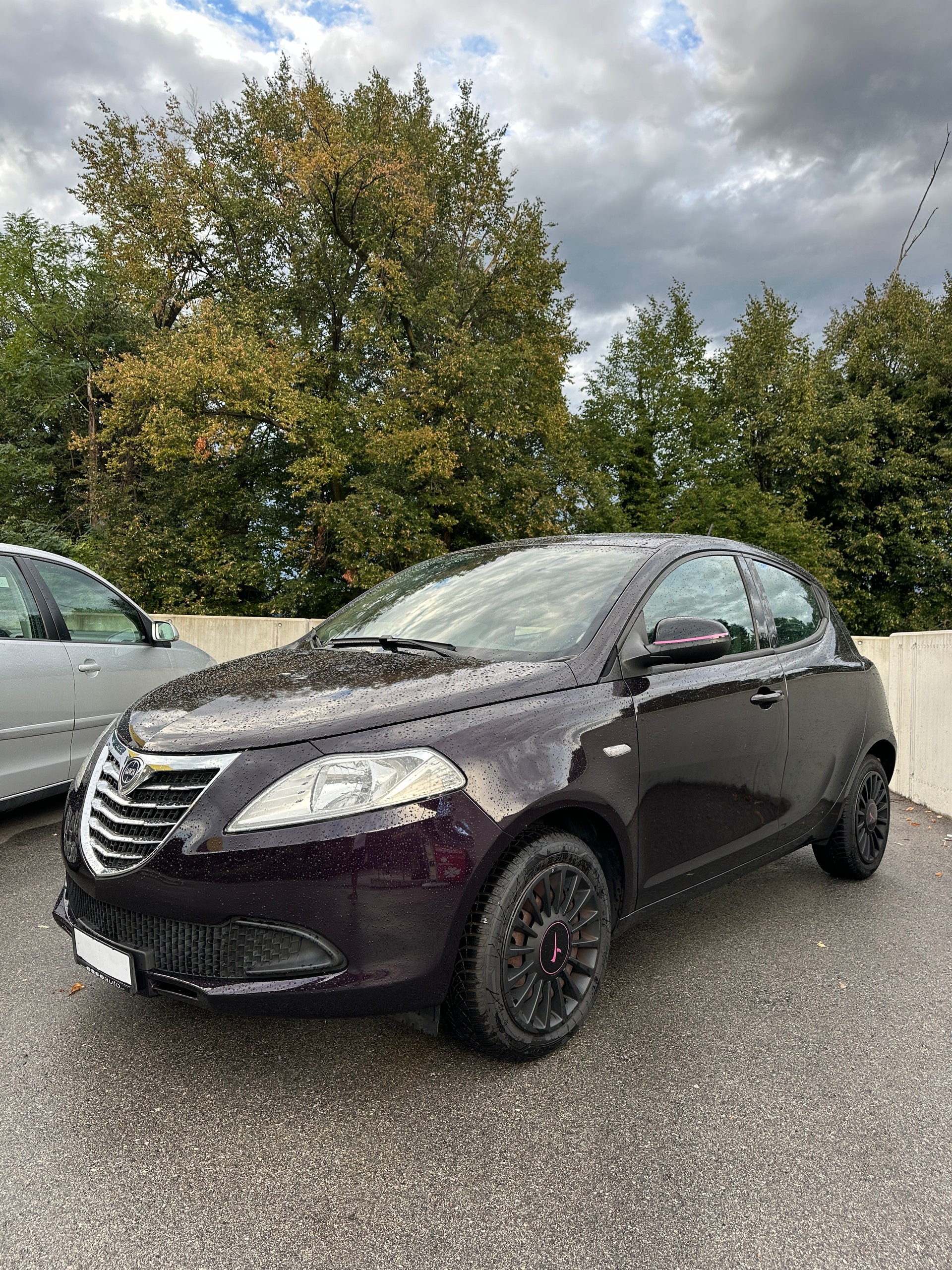 LANCIA Ypsilon 1.2 Gold-image-1
