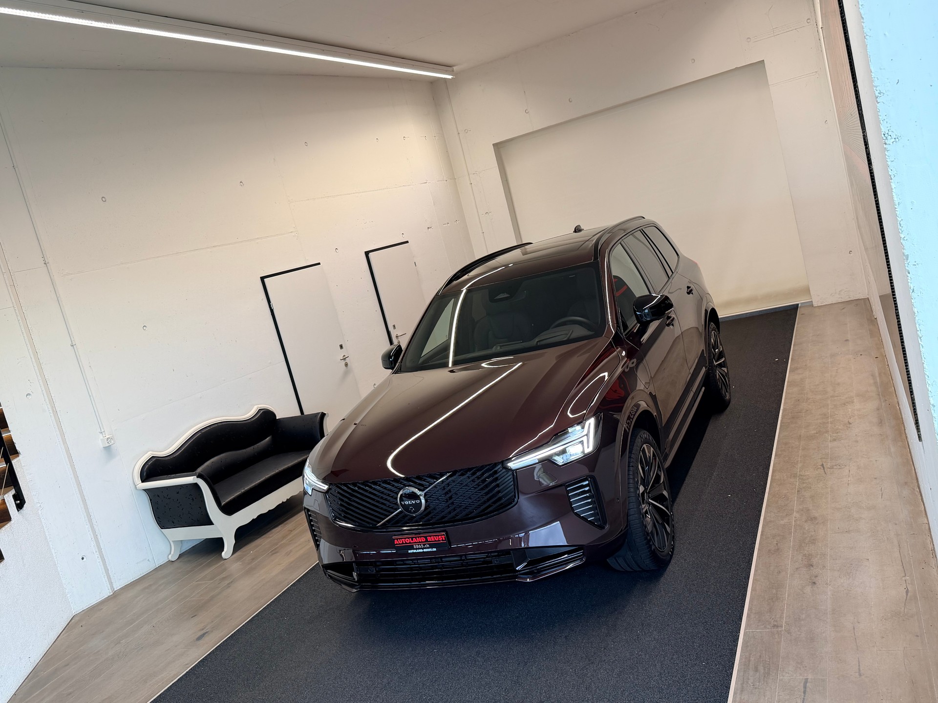 VOLVO XC90 T8 eAWD PluginHybrid Ultra Dark Geartronic-showroom-element-3