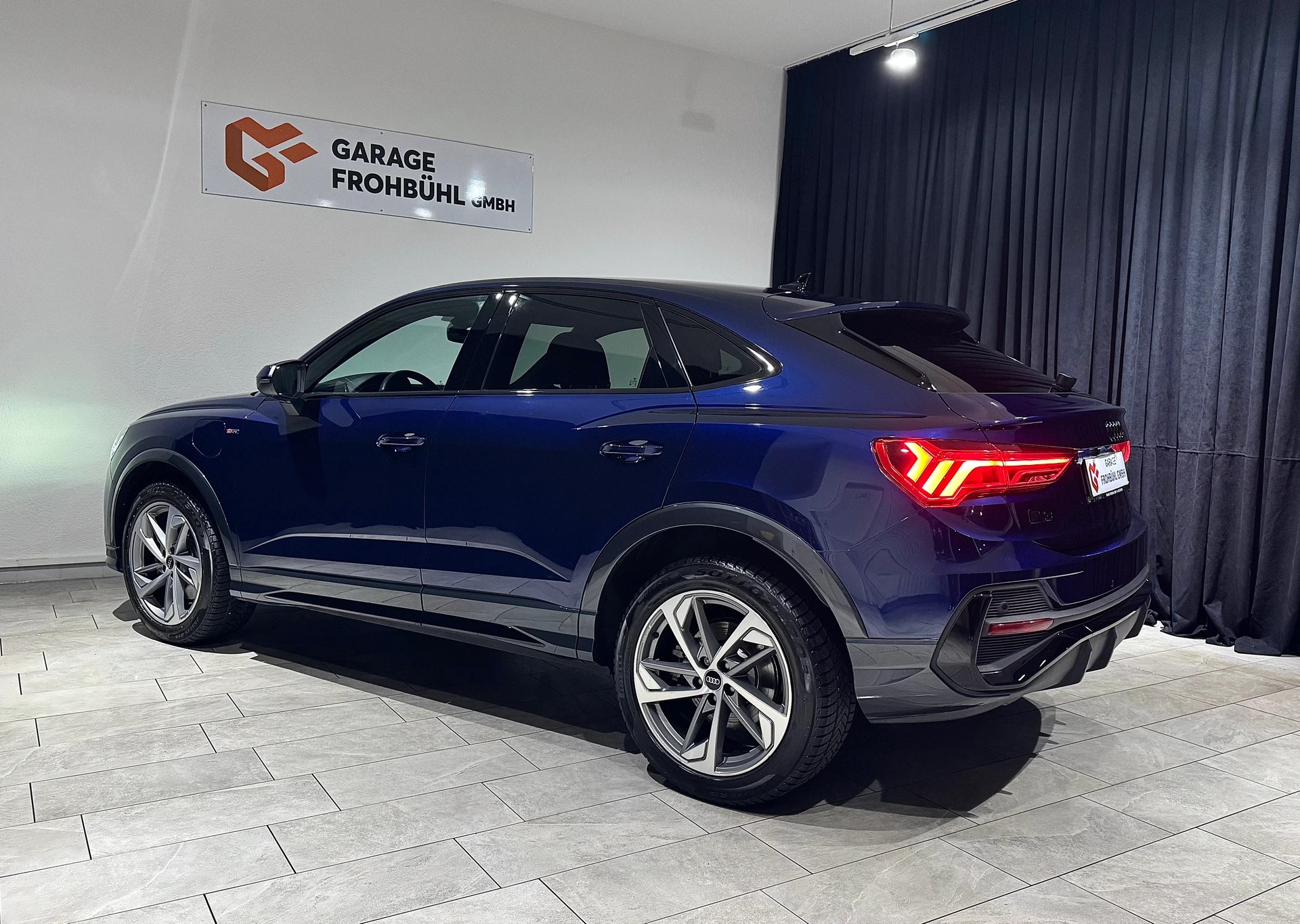 AUDI Q3 Sportback 45 TFSI e S line S-tronic-image-6