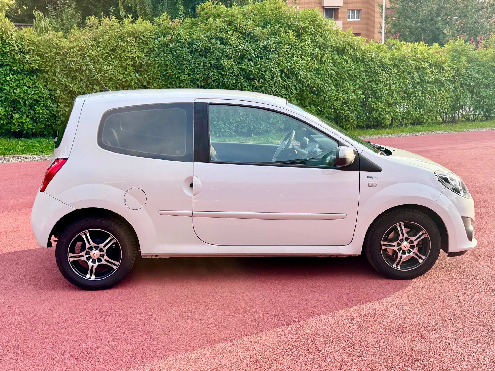 RENAULT Twingo 1.2 16V Dynamique-image-3