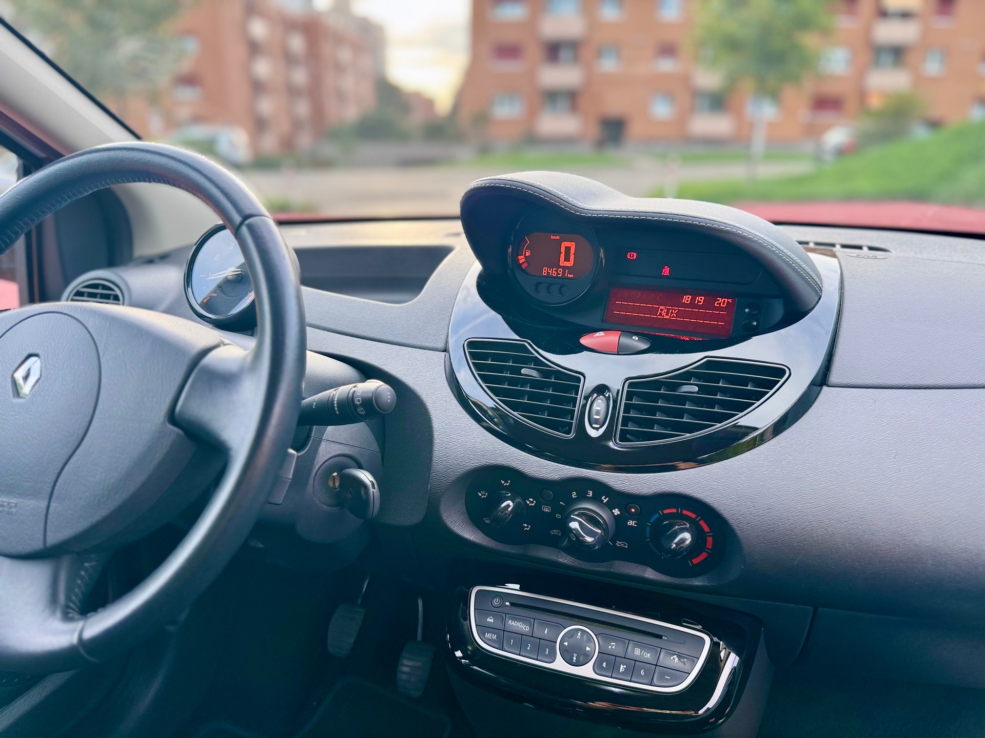 RENAULT Twingo 1.2 16V Dynamique-image-15