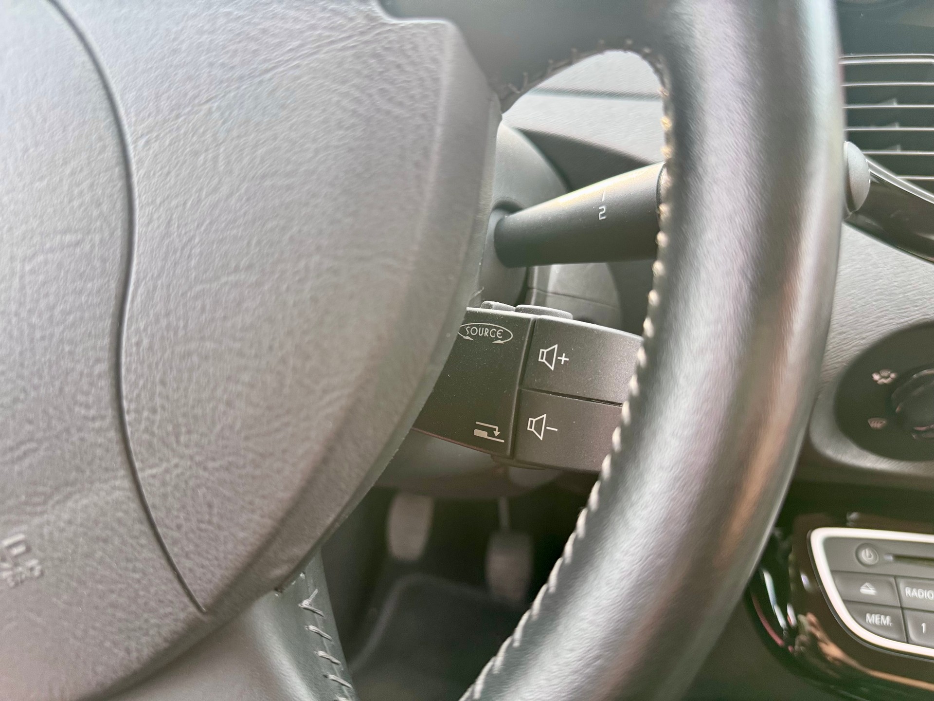 RENAULT Twingo 1.2 16V Dynamique-image-18