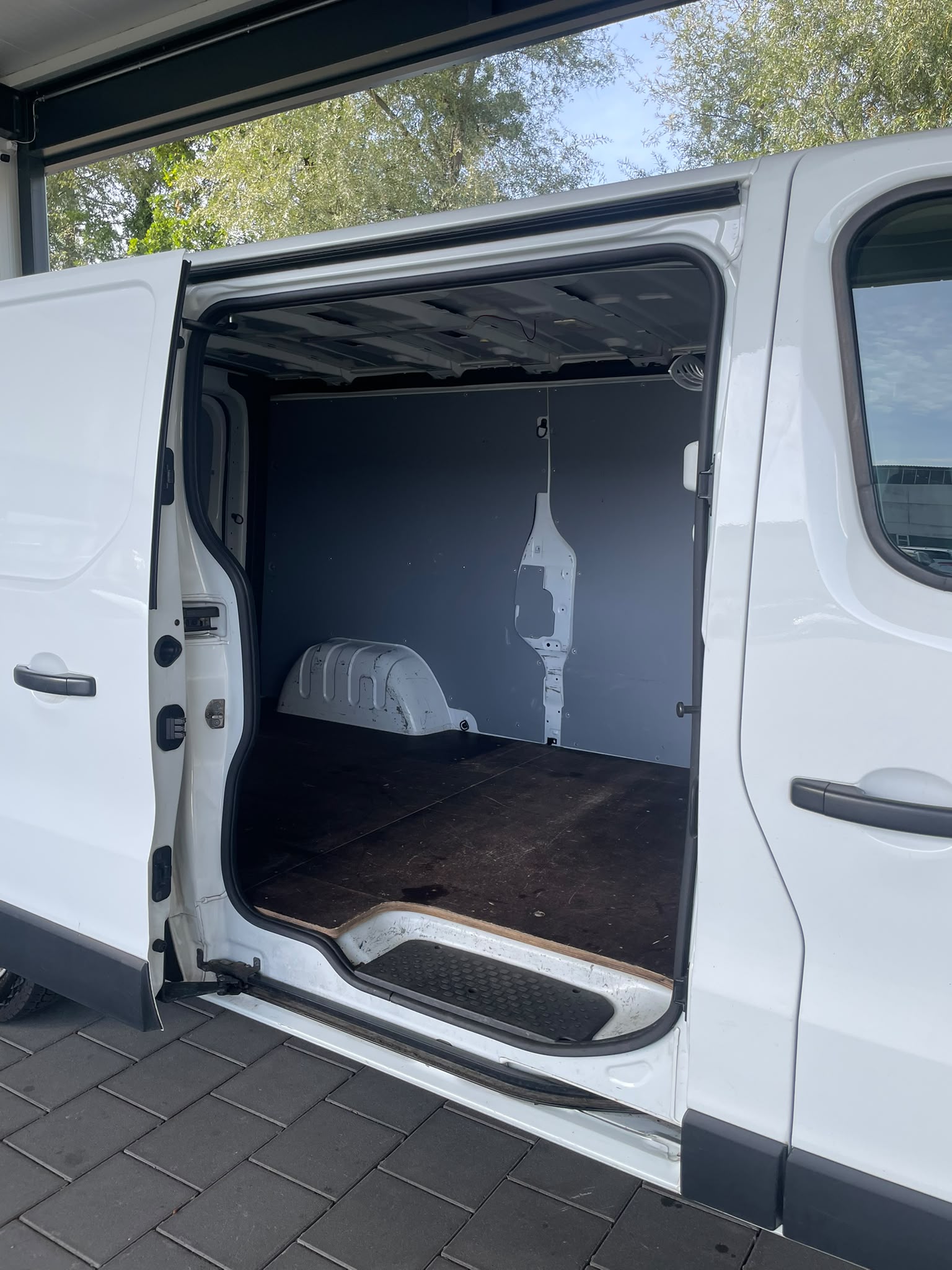 RENAULT Trafic Kaw. 2.0 t L2 H1 2.0 dCi 120 Access-image-6
