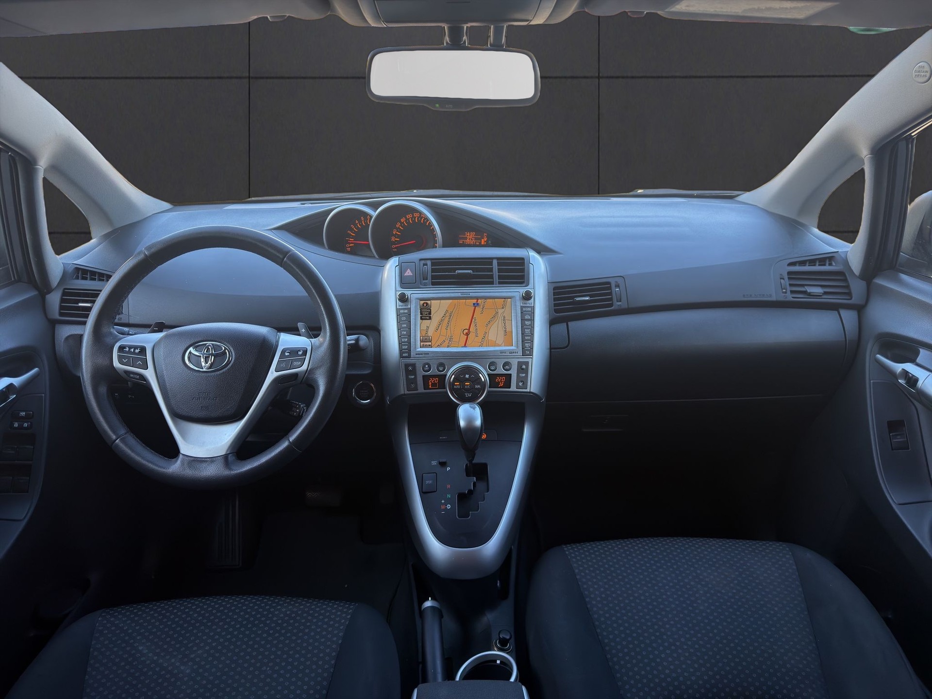 TOYOTA Verso 1.8 Linea Luna Multidrive-image-9