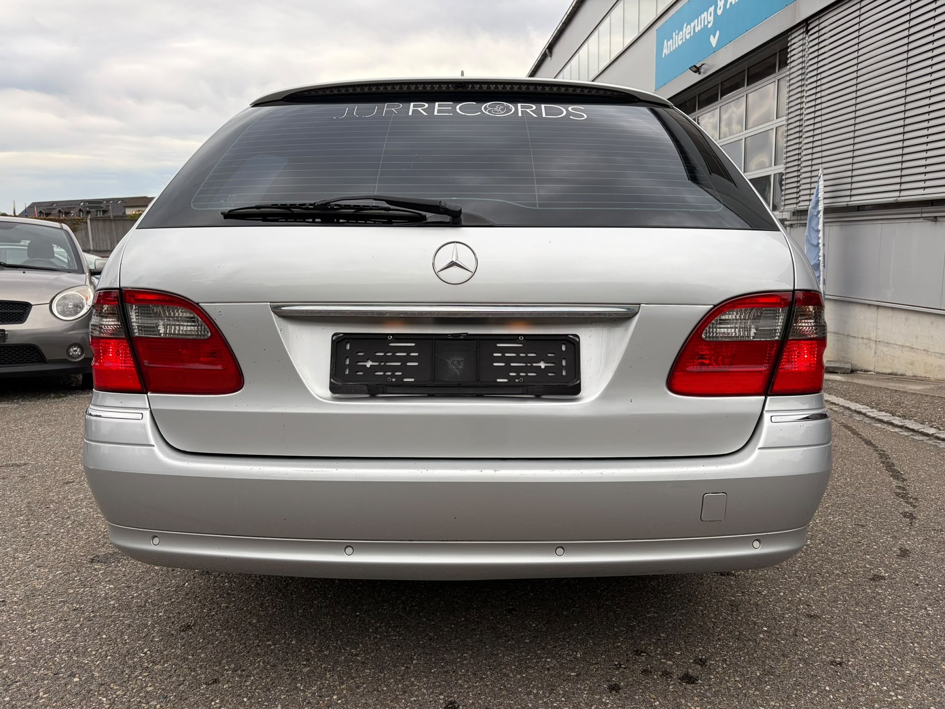 MERCEDES-BENZ E 280 Avantgarde-image-4