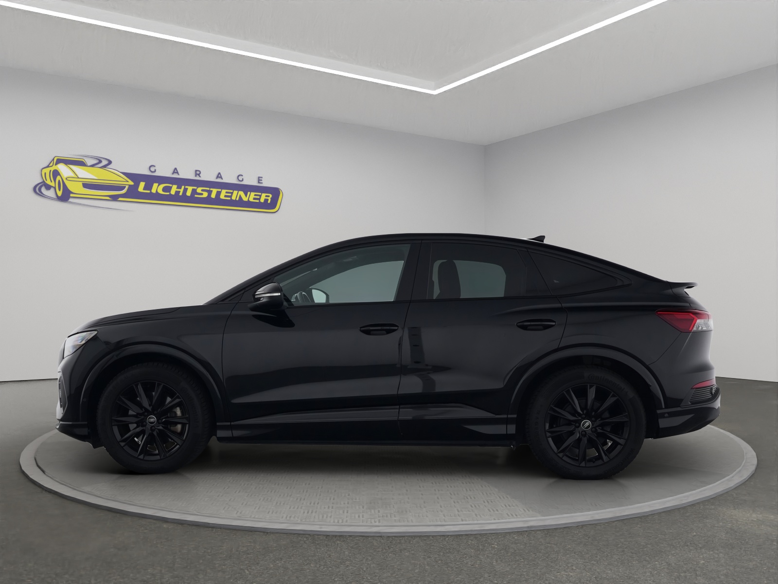 AUDI Q4 Sportback e-tron 50 quattro-image-2