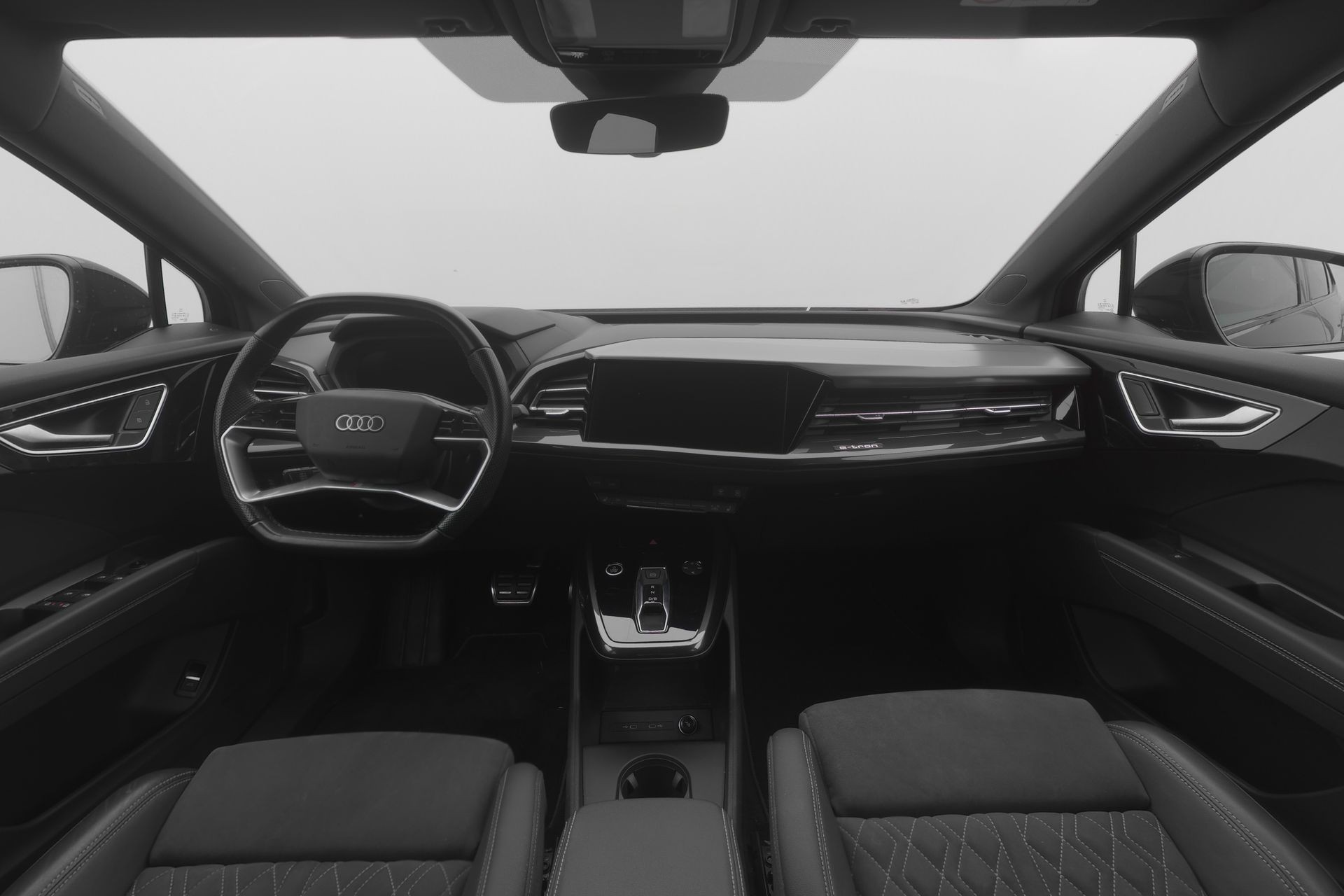 AUDI Q4 Sportback e-tron 50 quattro-image-9