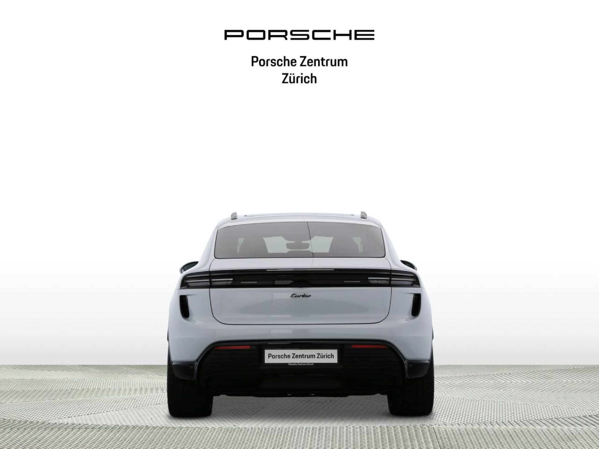 PORSCHE Macan Turbo-image-6