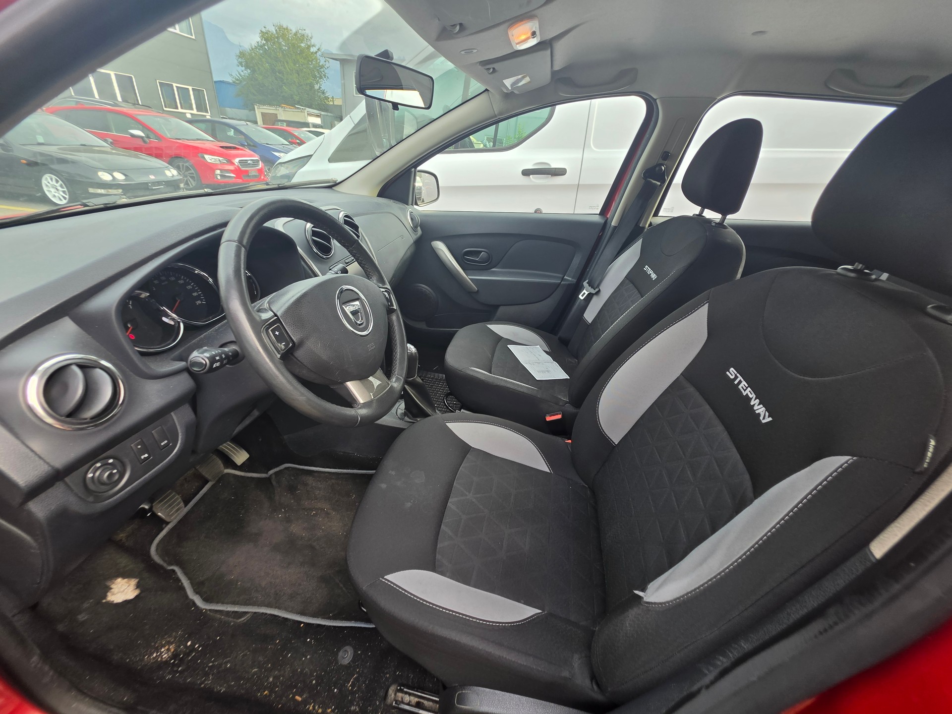 DACIA Sandero Tce 90 Stepway Lauréate-image-8
