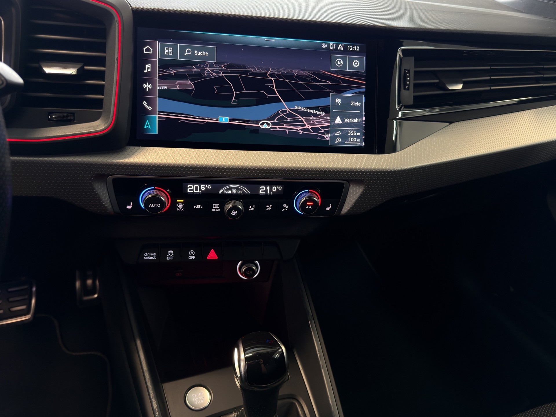 AUDI A1 Sportback 40 TFSI S Line S-tronic-image-12