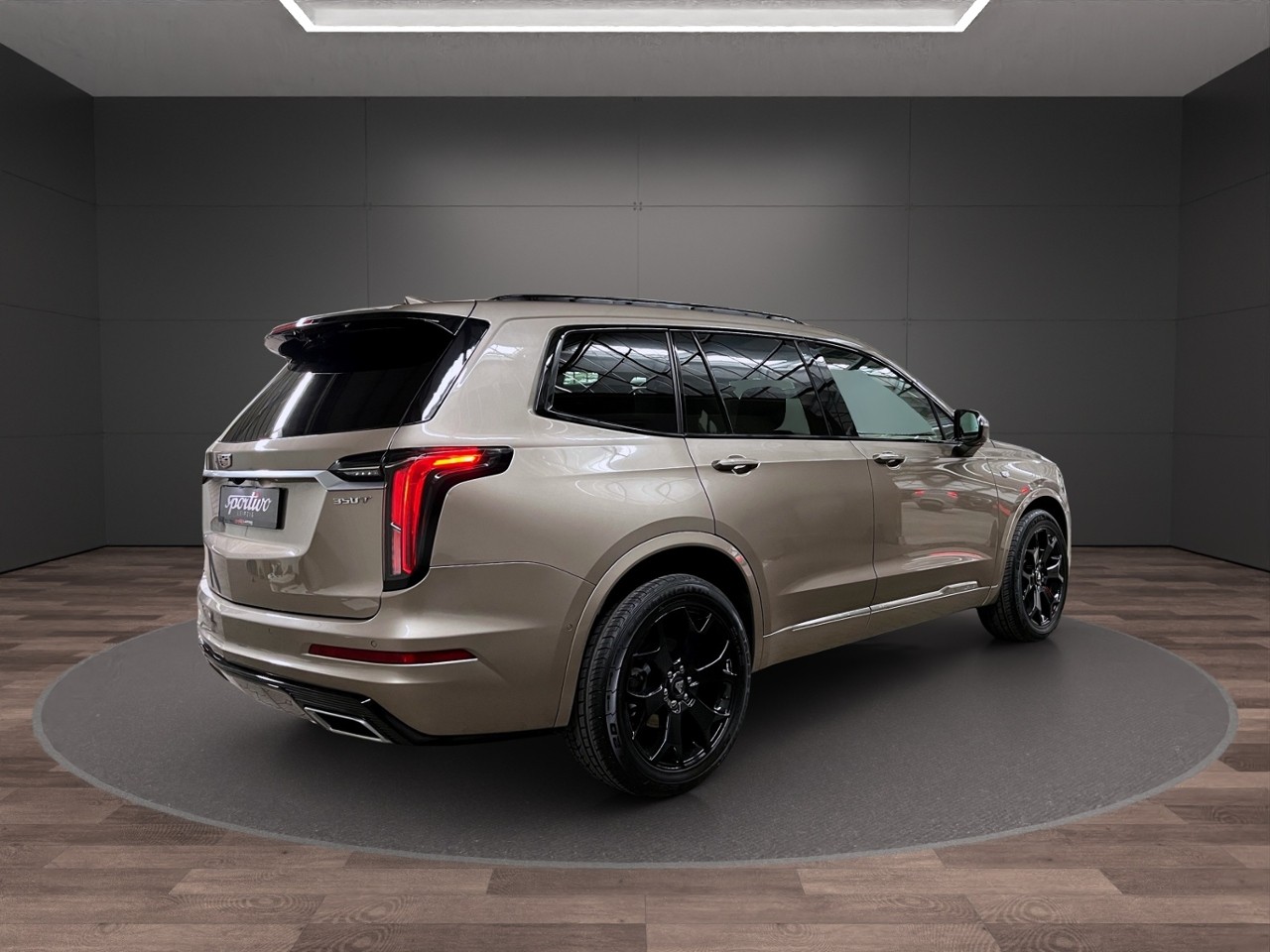 CADILLAC XT6-image-5