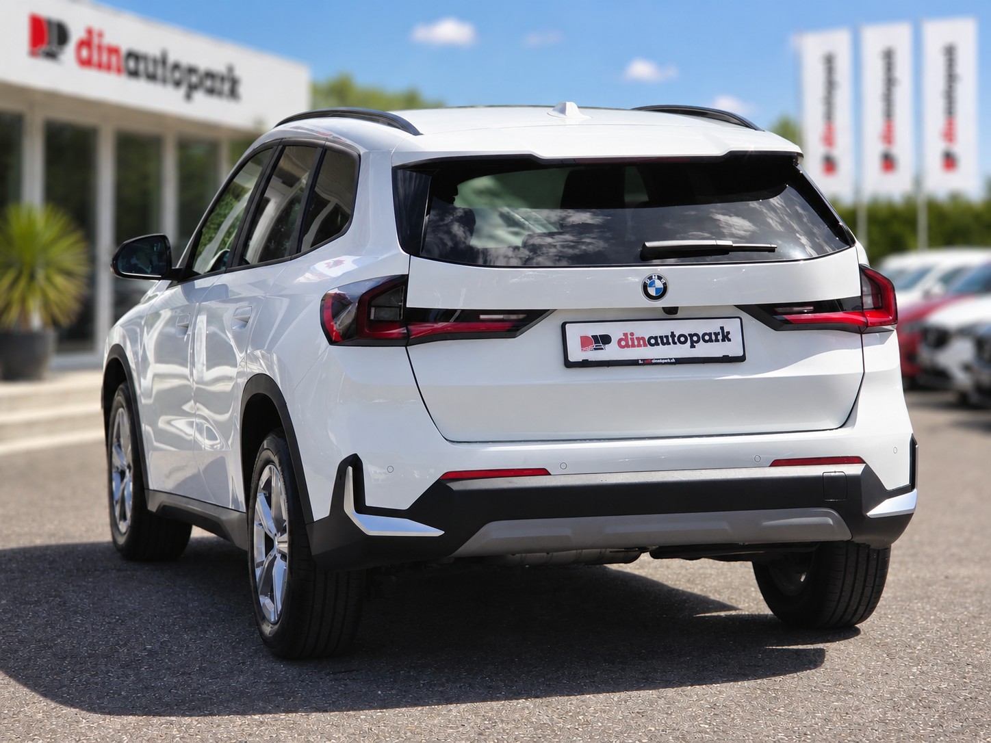 BMW X1 xDrive20d 48V | 2023 | 4x4 | Top Ausstattung inkl. AHK | CH-Fahrzeug |-image-5