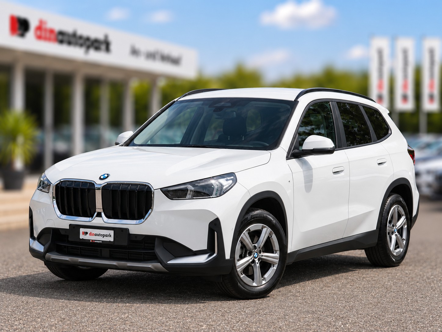 BMW X1 xDrive20d 48V | 2023 | 4x4 | Top Ausstattung inkl. AHK | CH-Fahrzeug |-image-0