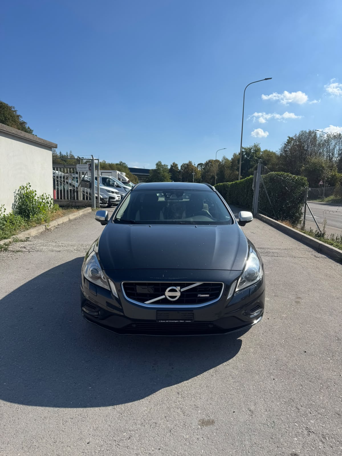 VOLVO V60 T5 R-Design 240 PS-image-6