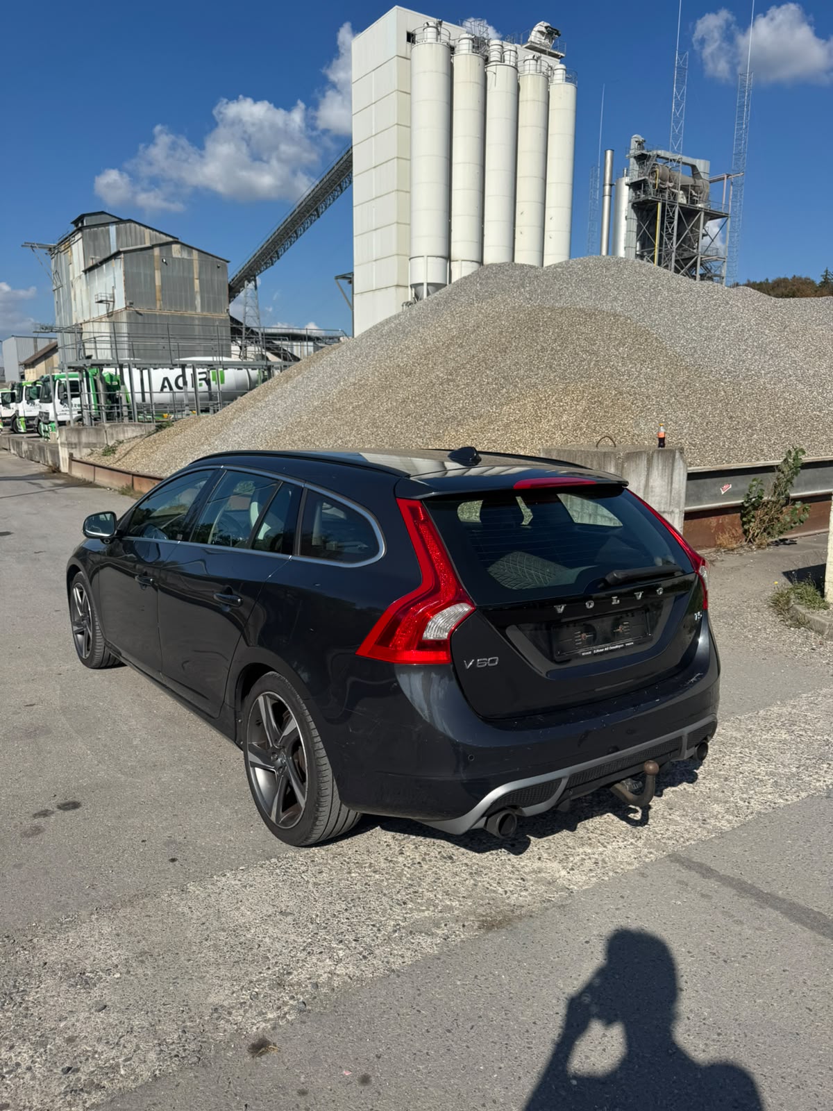 VOLVO V60 T5 R-Design 240 PS-image-3