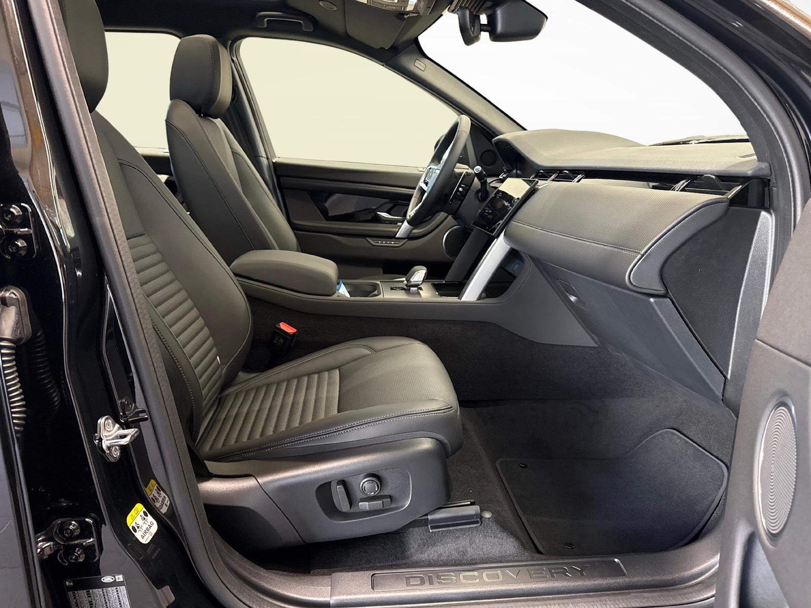 LAND ROVER Discovery Sport 1.5 T 270e Dynamic S - Ruote invernali incluse-image-9