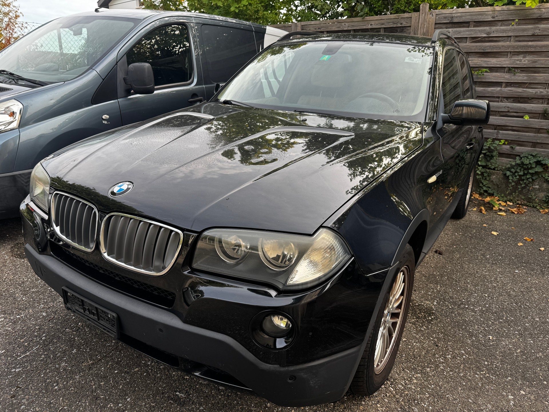BMW X3 xDrive 25i (2.5si)-image-3