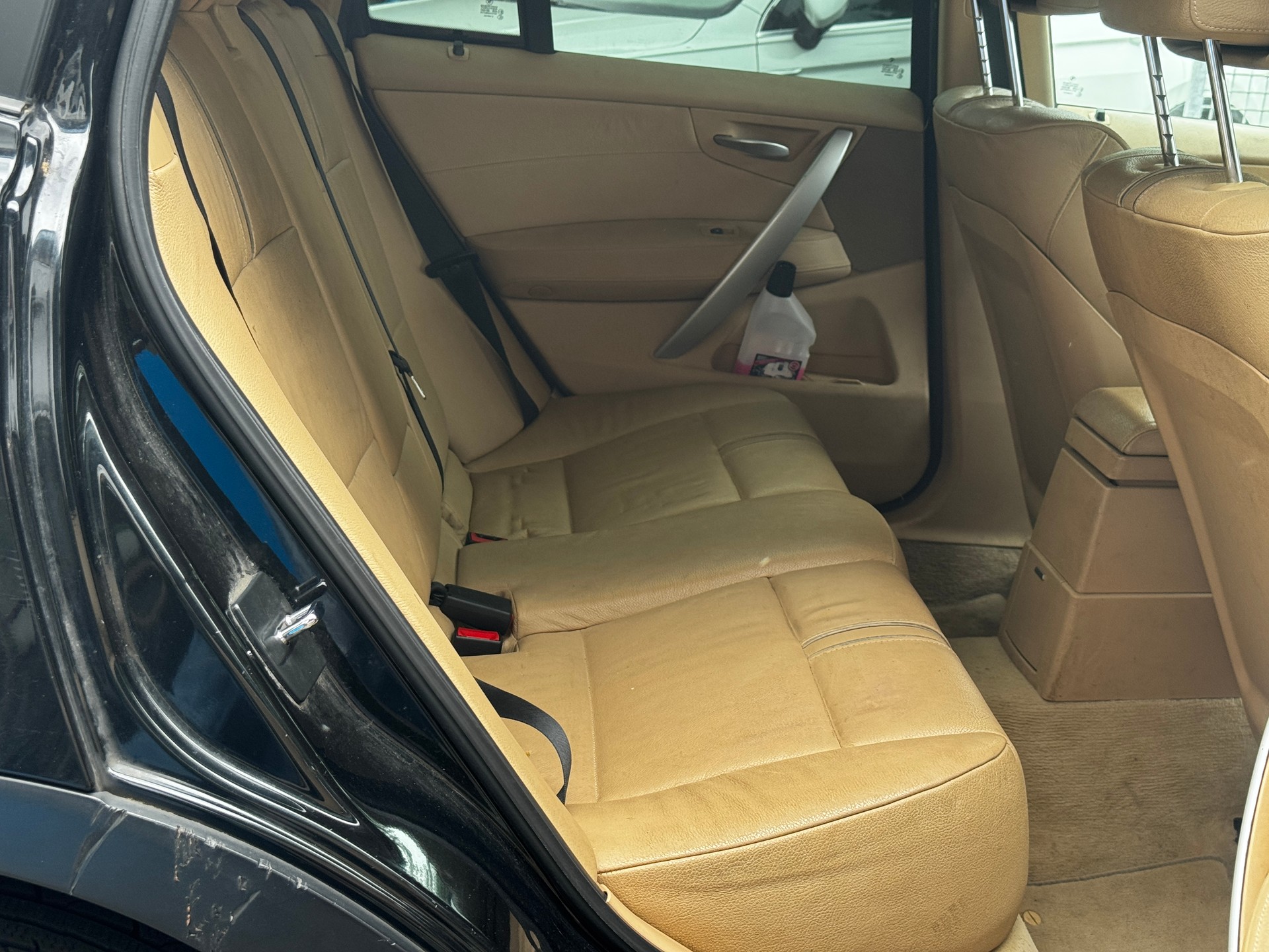 BMW X3 xDrive 25i (2.5si)-image-9