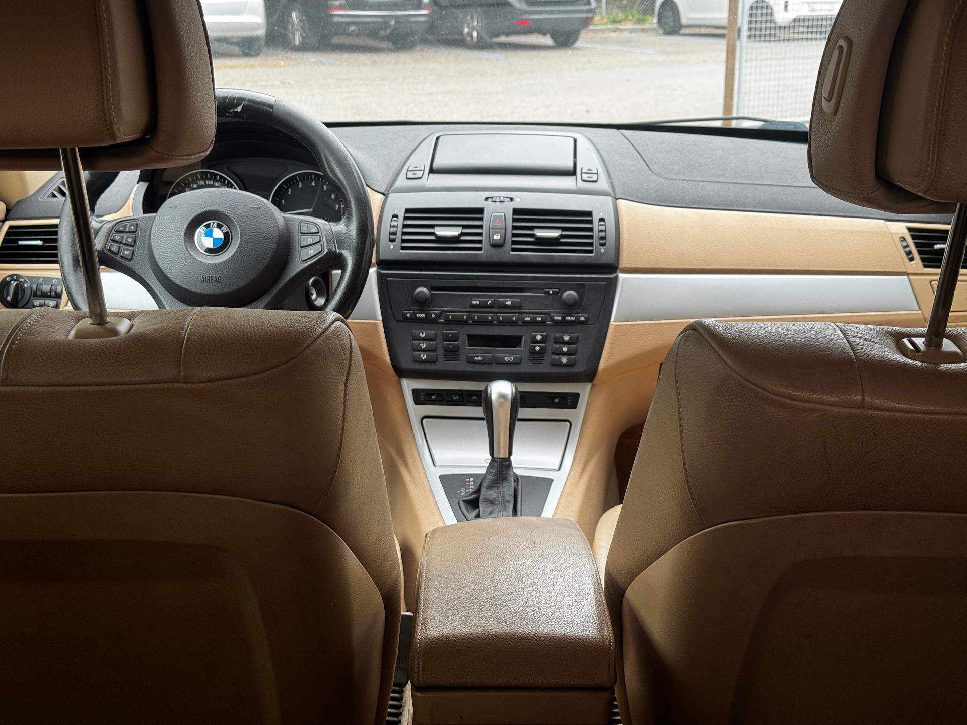 BMW X3 xDrive 25i (2.5si)-image-8