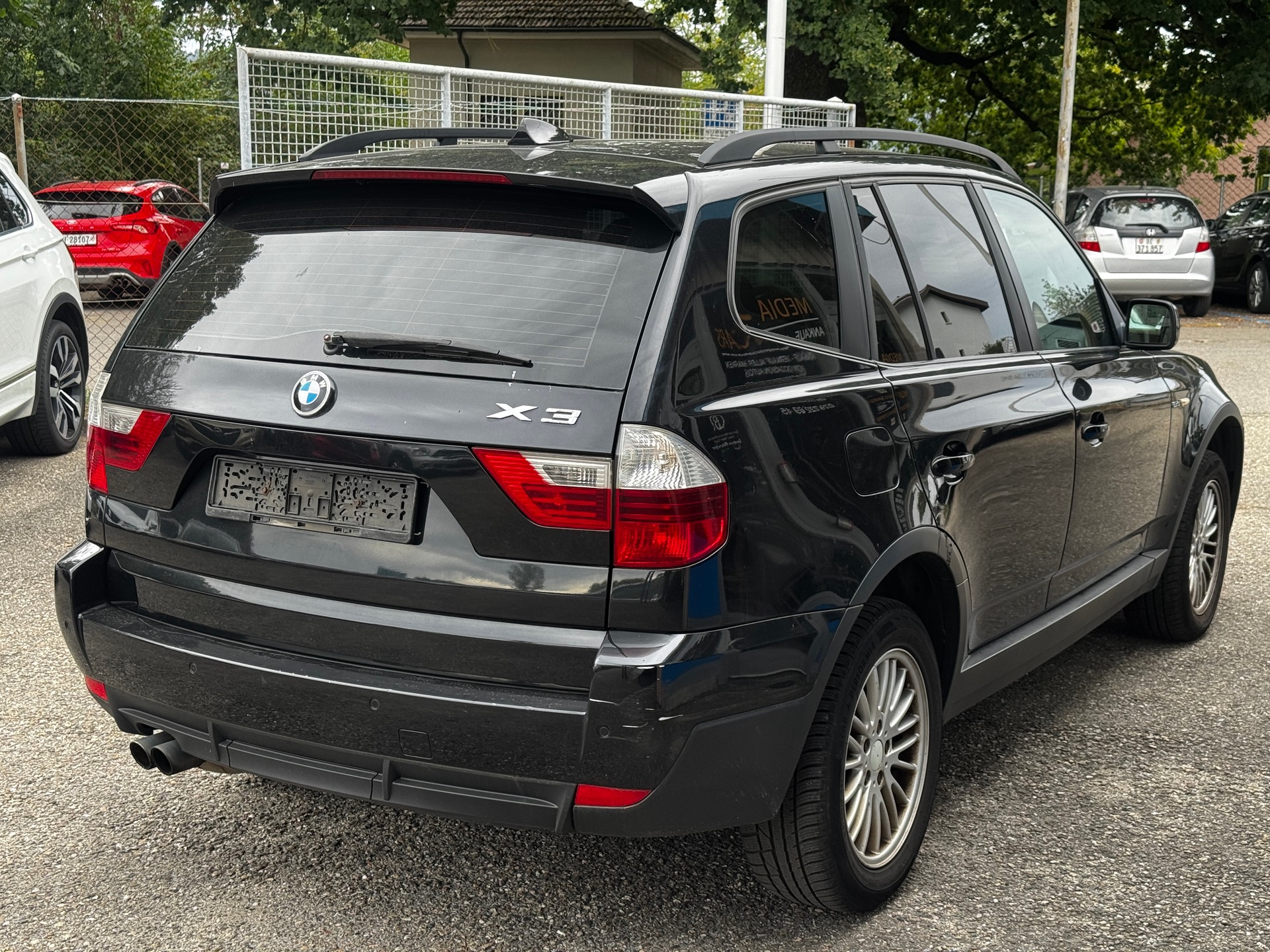 BMW X3 xDrive 25i (2.5si)-image-7