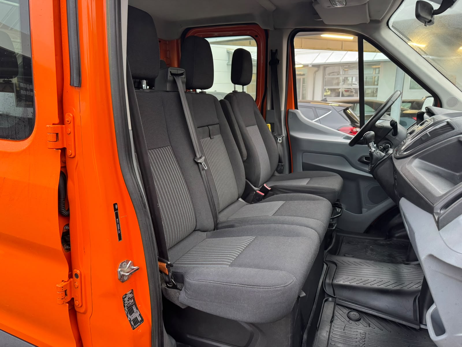 FORD Transit 350 L3 Trend 2.0 TDCi 170 FWD-image-13