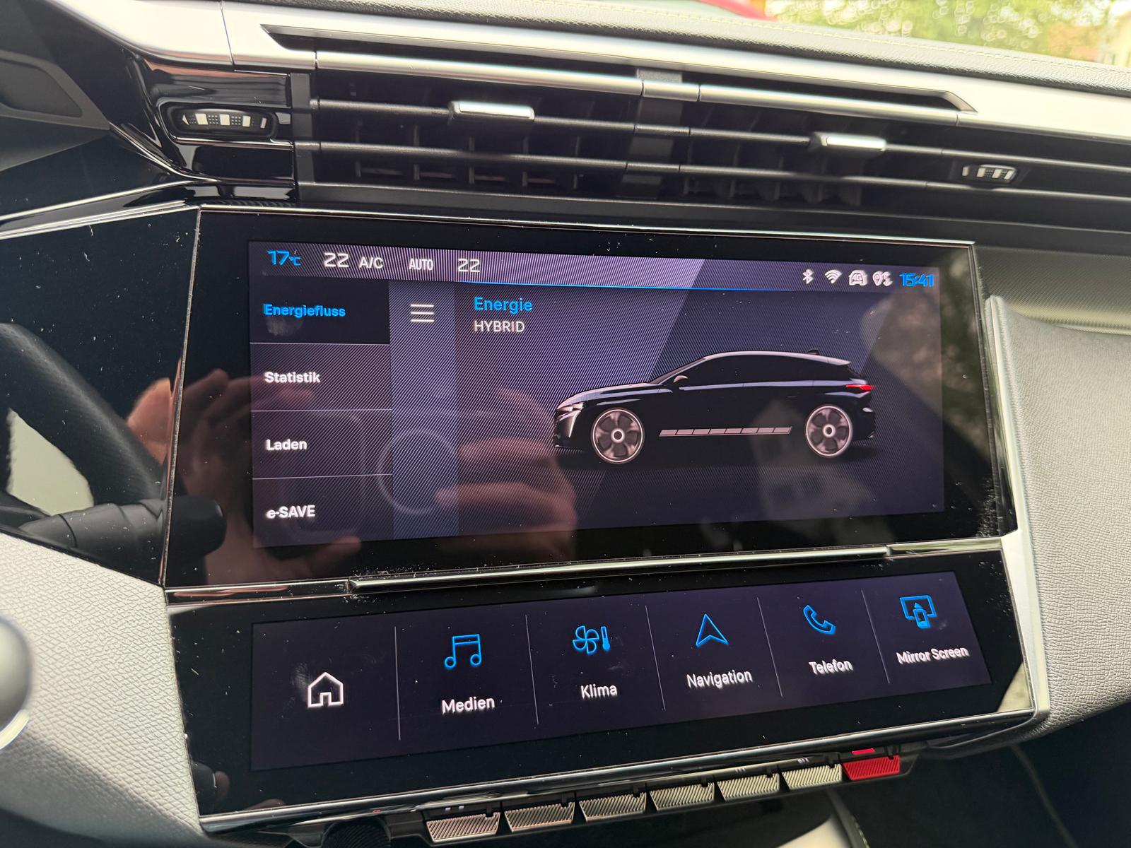 PEUGEOT 308 1.6 PHEV 180 GT-image-19