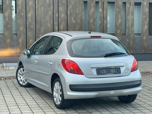 PEUGEOT 207 1.6 16V XS Automatic-image-10