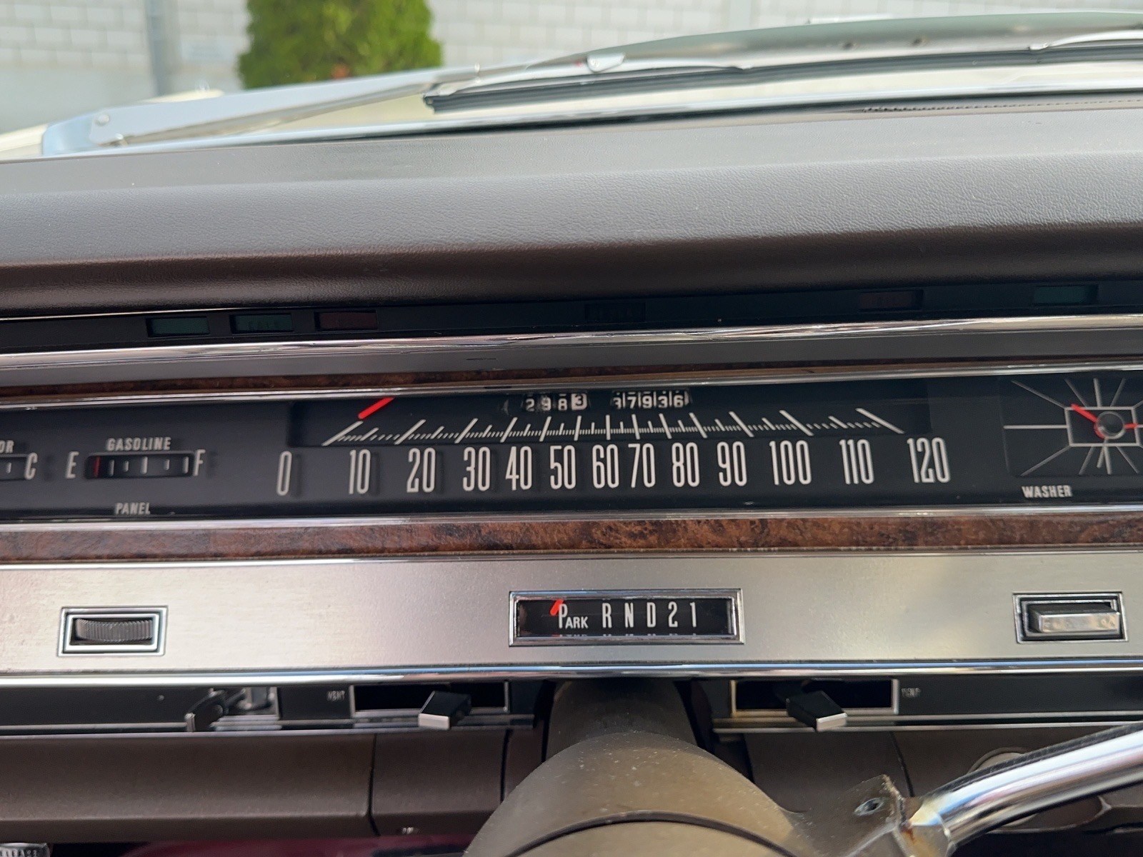 CHRYSLER NEW YORKER 440cui-image-12