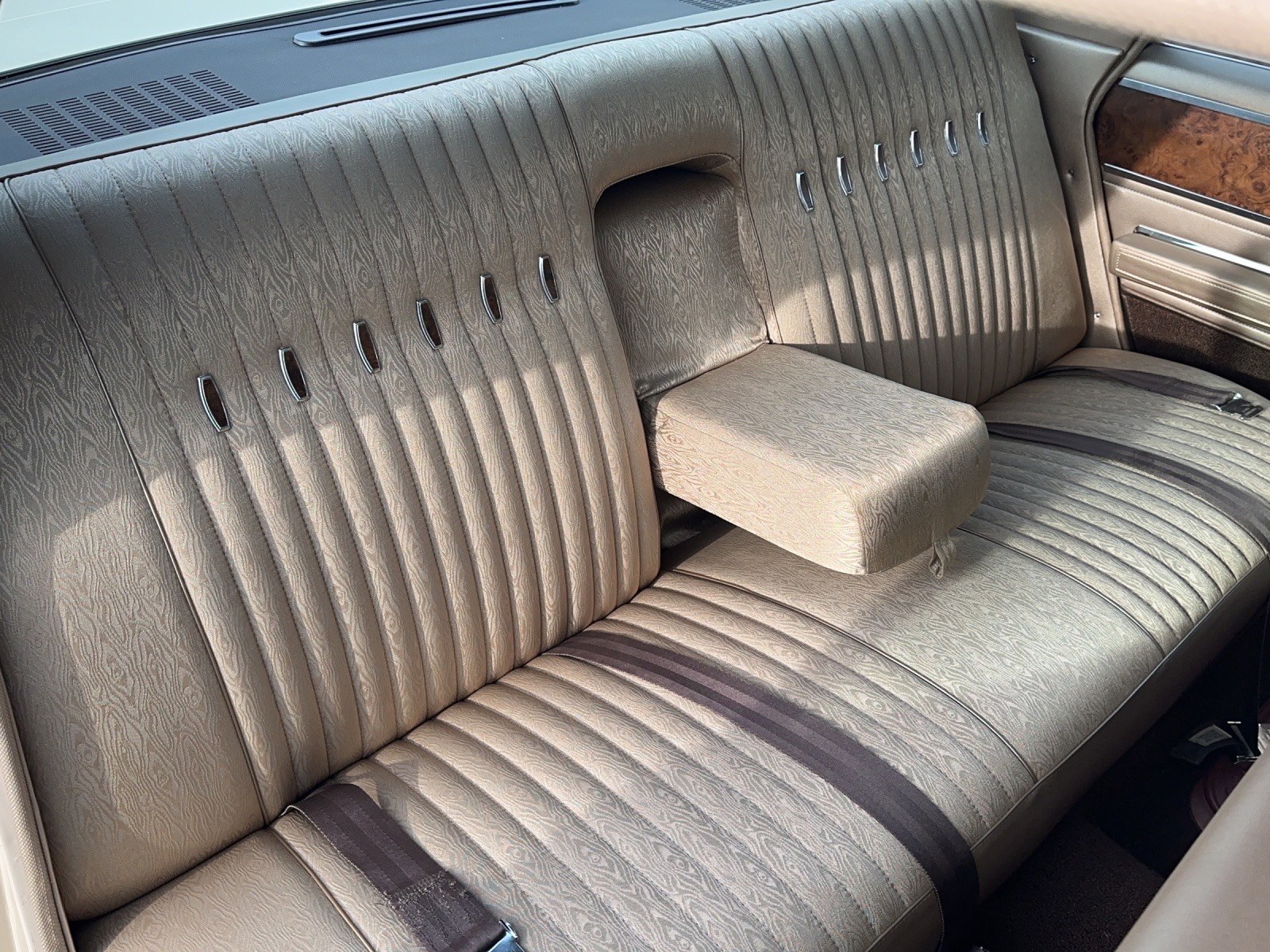 CHRYSLER NEW YORKER 440cui-image-11
