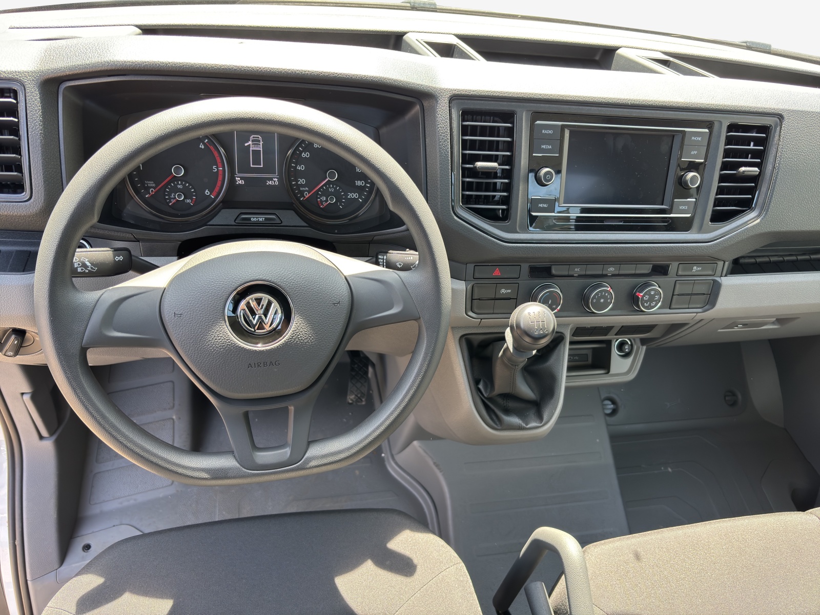 VW Crafter 35 2.0 BiTDI Champion HD L3 Kip./Prit./Kof.+Heb. RWD-image-8
